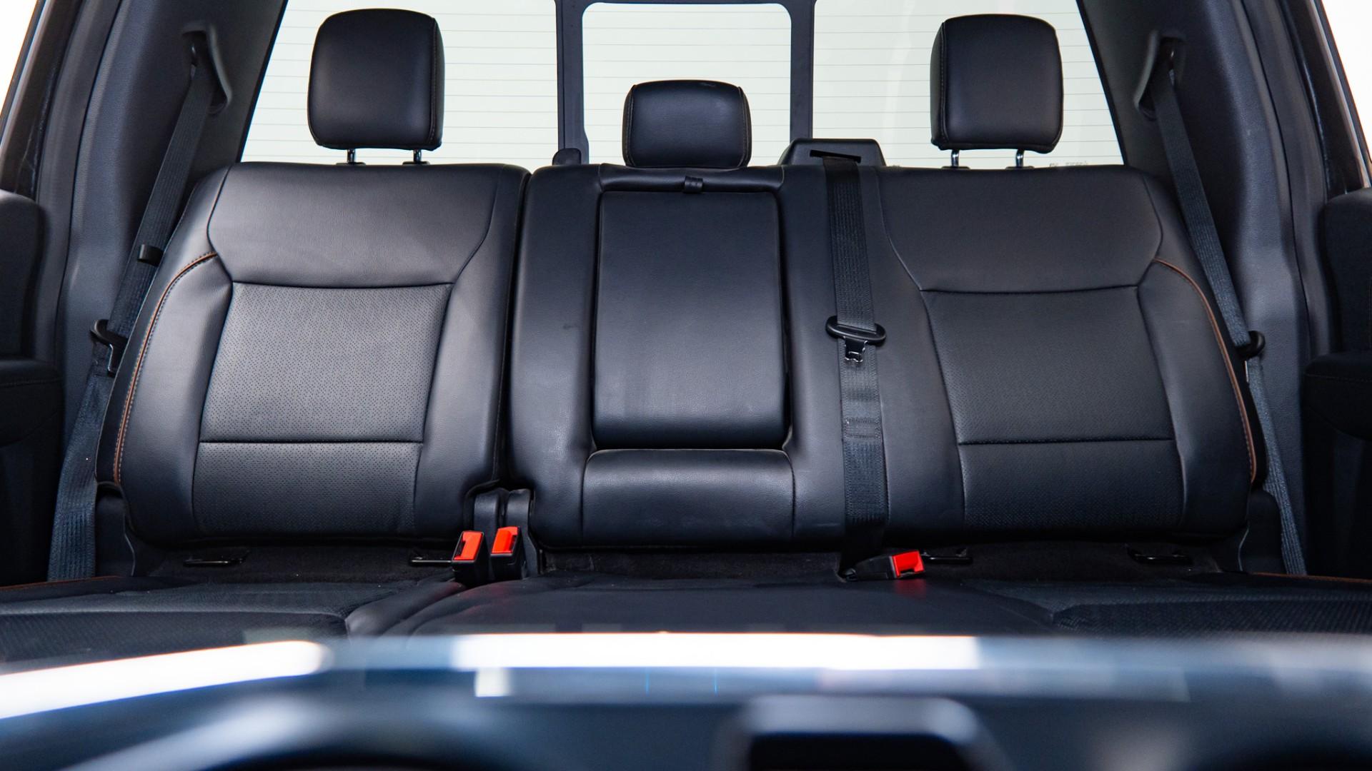 2024 FORD F-150 LARIAT in Black, photo 28 of 44