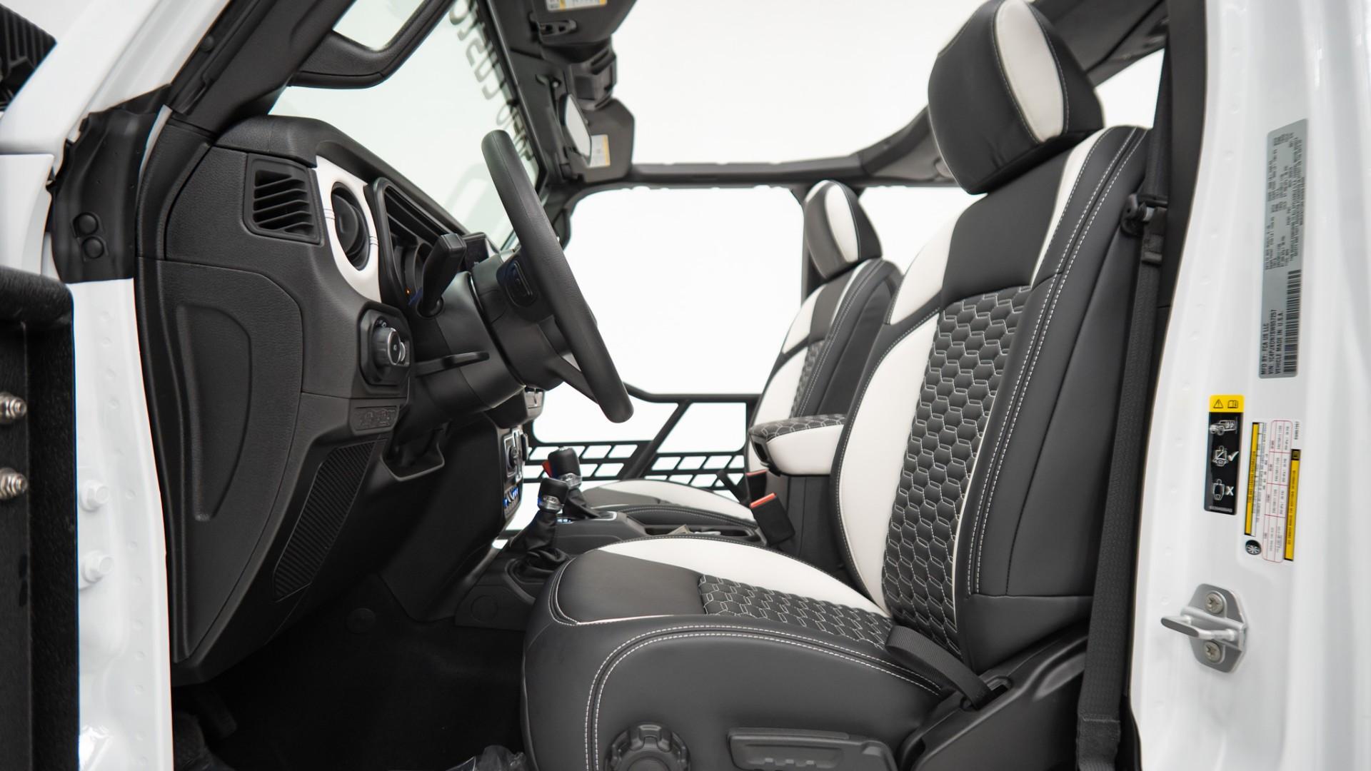 2026 JEEP WRANGLER in White, photo 11 of 33