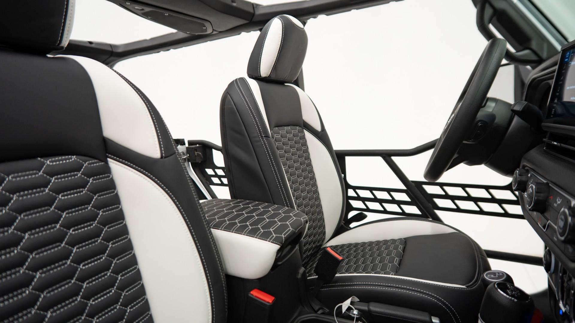 2026 JEEP WRANGLER in White, photo 26 of 44