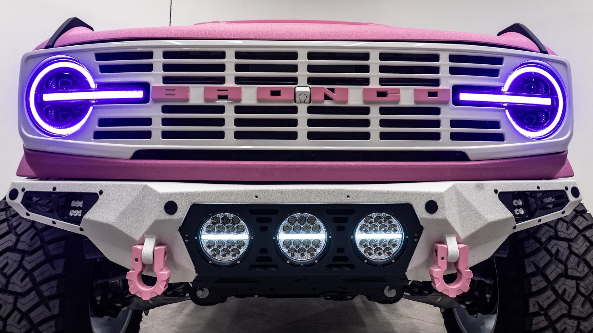 2025 FORD BRONCO in Pink, photo 16 of 52