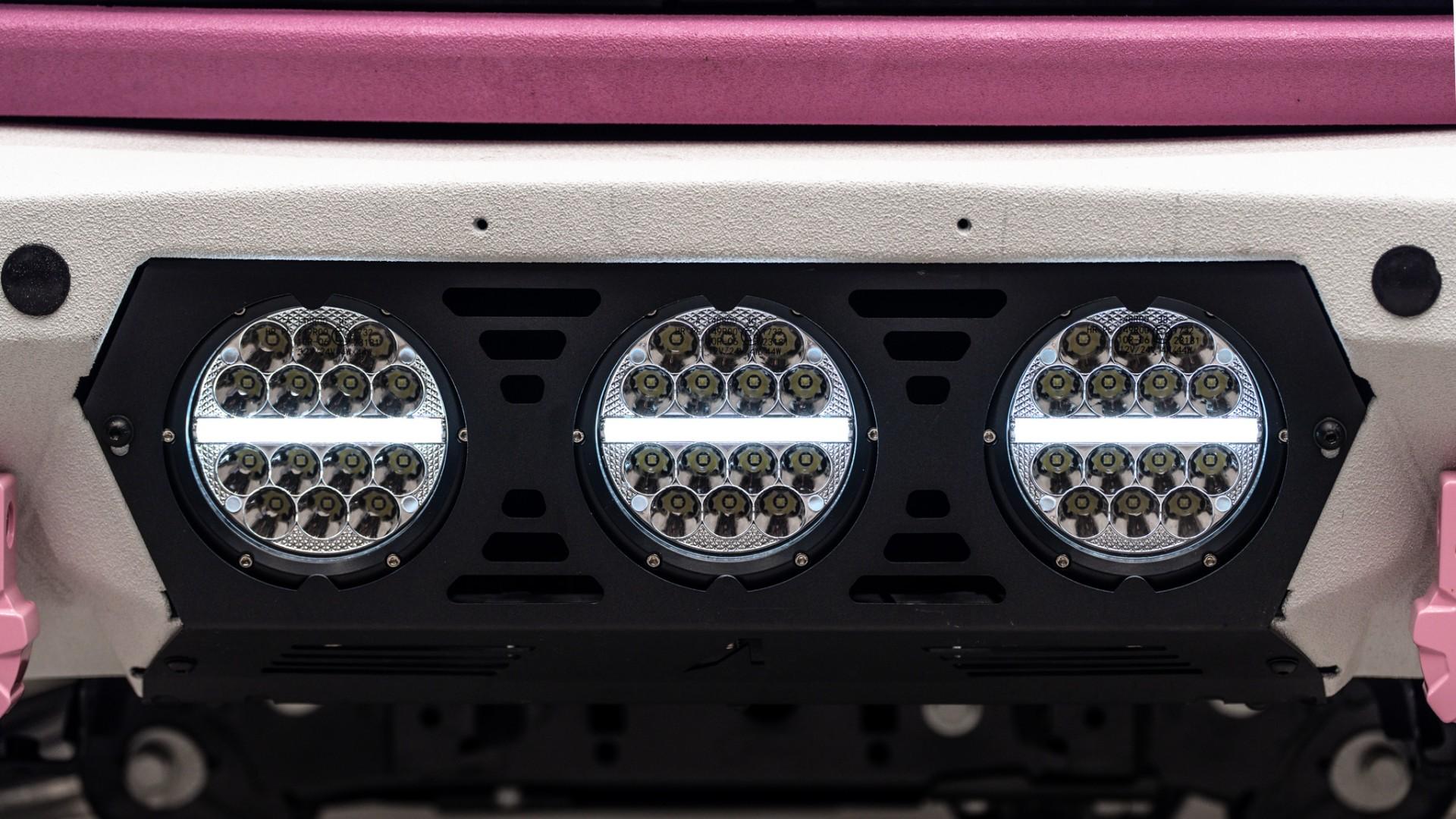 2025 FORD BRONCO in Pink, photo 19 of 52