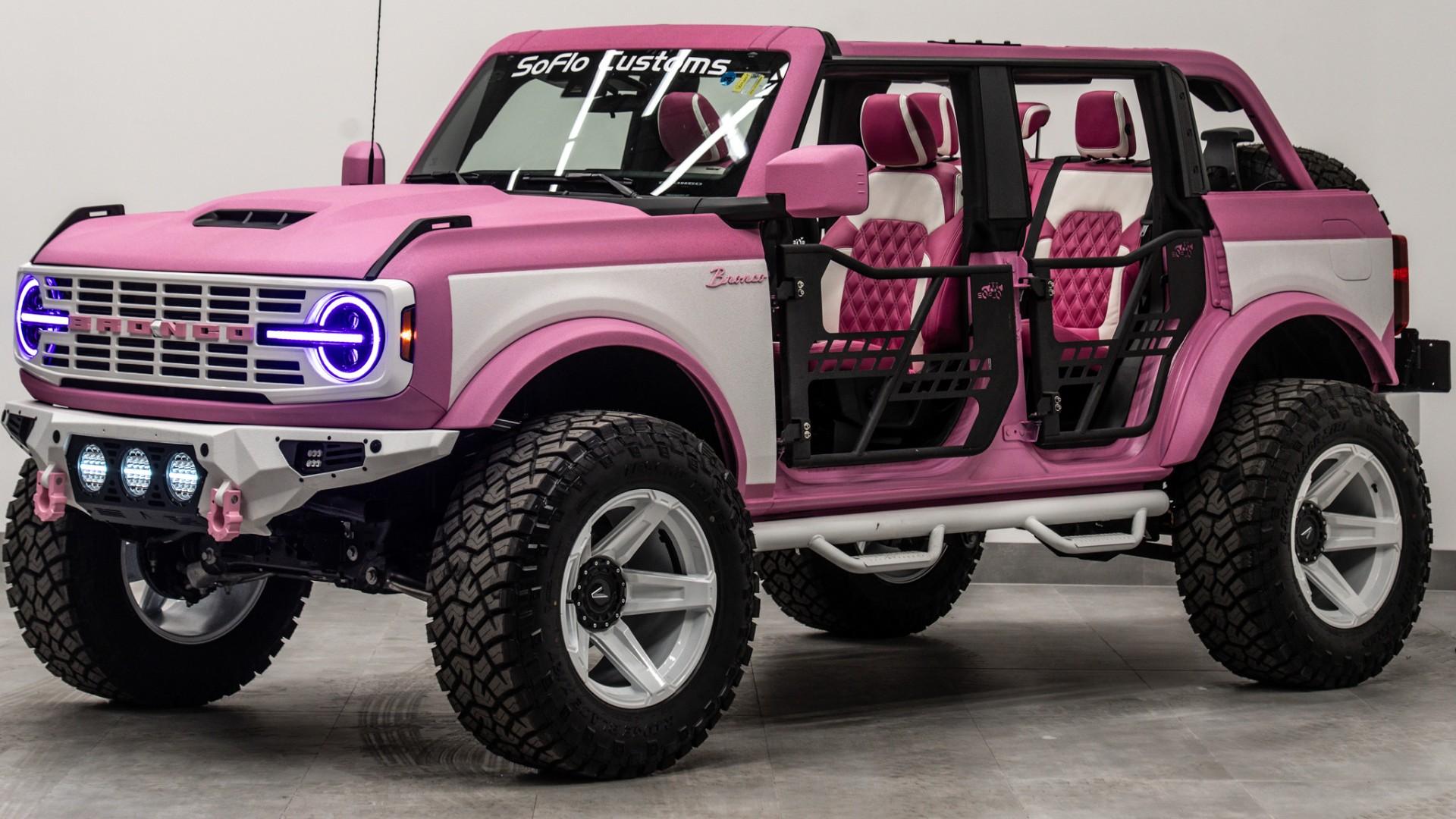2025 FORD BRONCO in Pink, photo 34 of 52