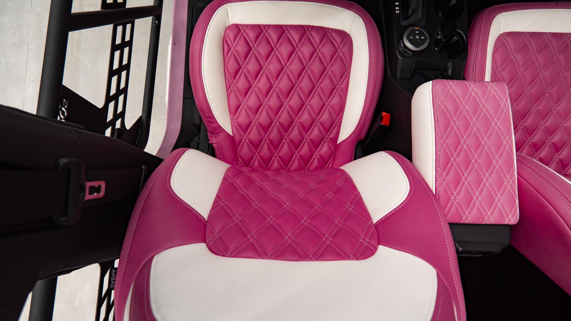 2025 FORD BRONCO in Pink, photo 41 of 52