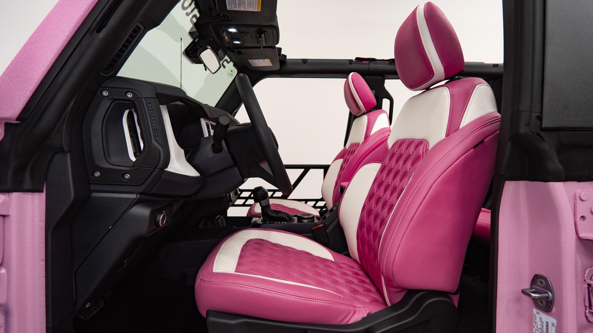 2025 FORD BRONCO in Pink, photo 43 of 52