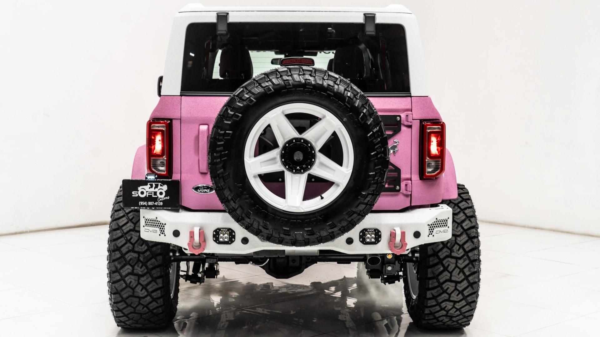 2025 FORD BRONCO in Pink, photo 8 of 37