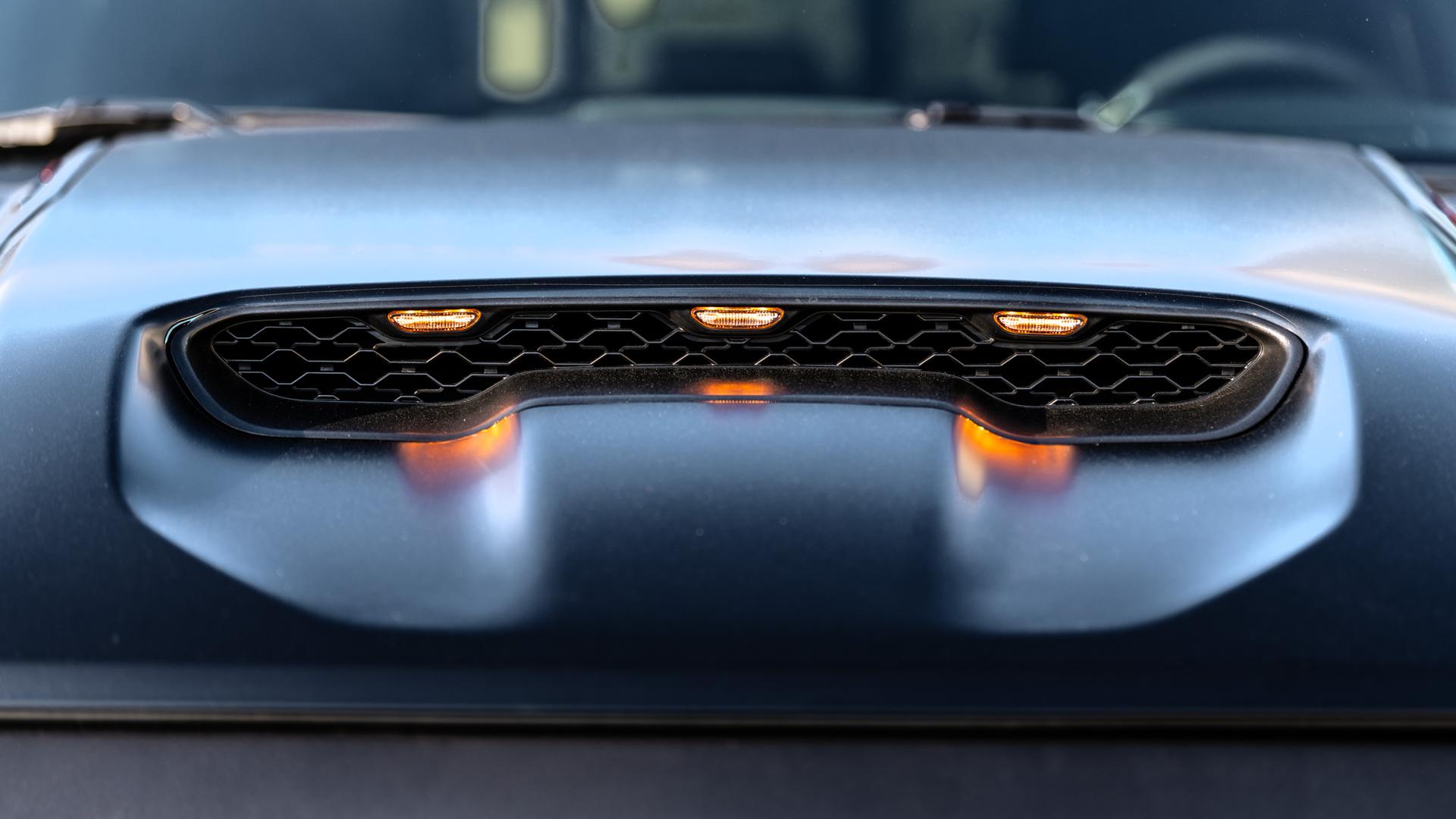 2023 RAM TRX in DIAMOND BLACK CRYSTAL PEARLCOAT, photo 19 of 60