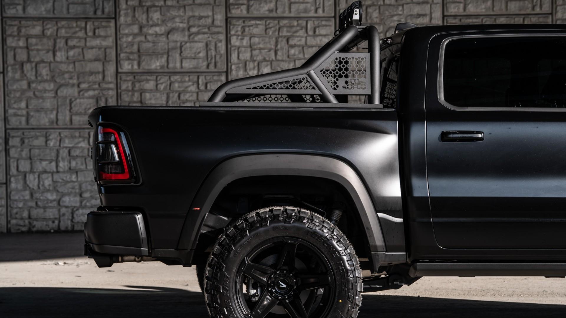 2023 RAM TRX in DIAMOND BLACK CRYSTAL PEARLCOAT, photo 38 of 60