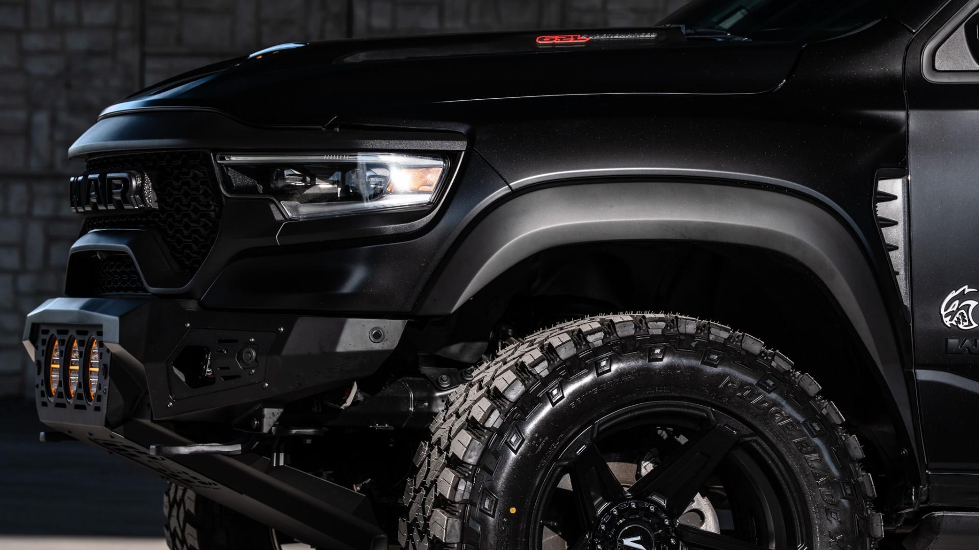 2023 RAM TRX in DIAMOND BLACK CRYSTAL PEARLCOAT, photo 51 of 60
