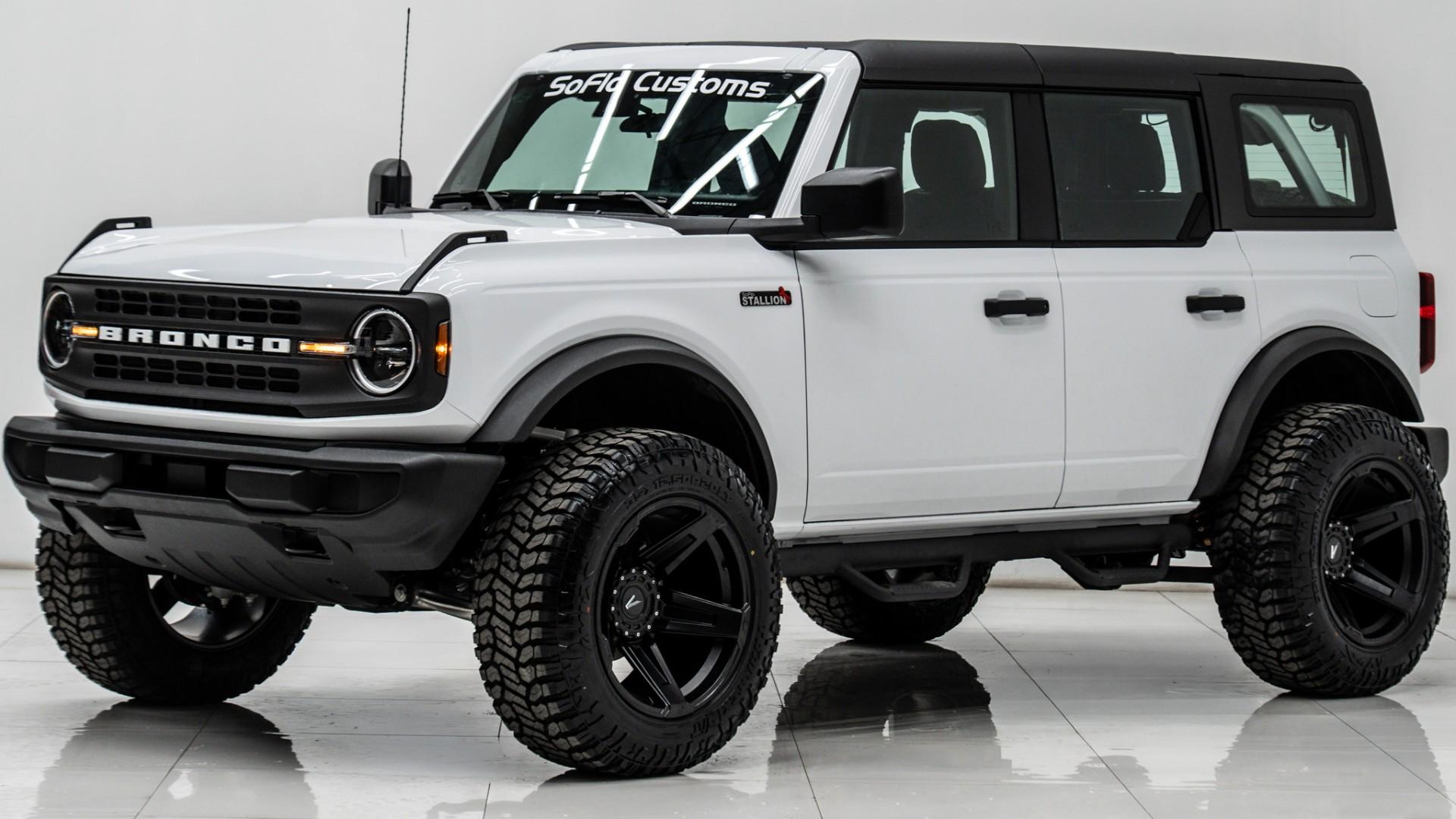 2025 FORD BRONCO in White, photo 4 of 53