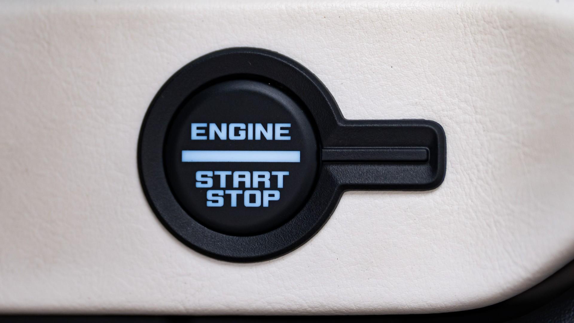 2025 FORD BRONCO in Baby Blue, photo 17 of 60