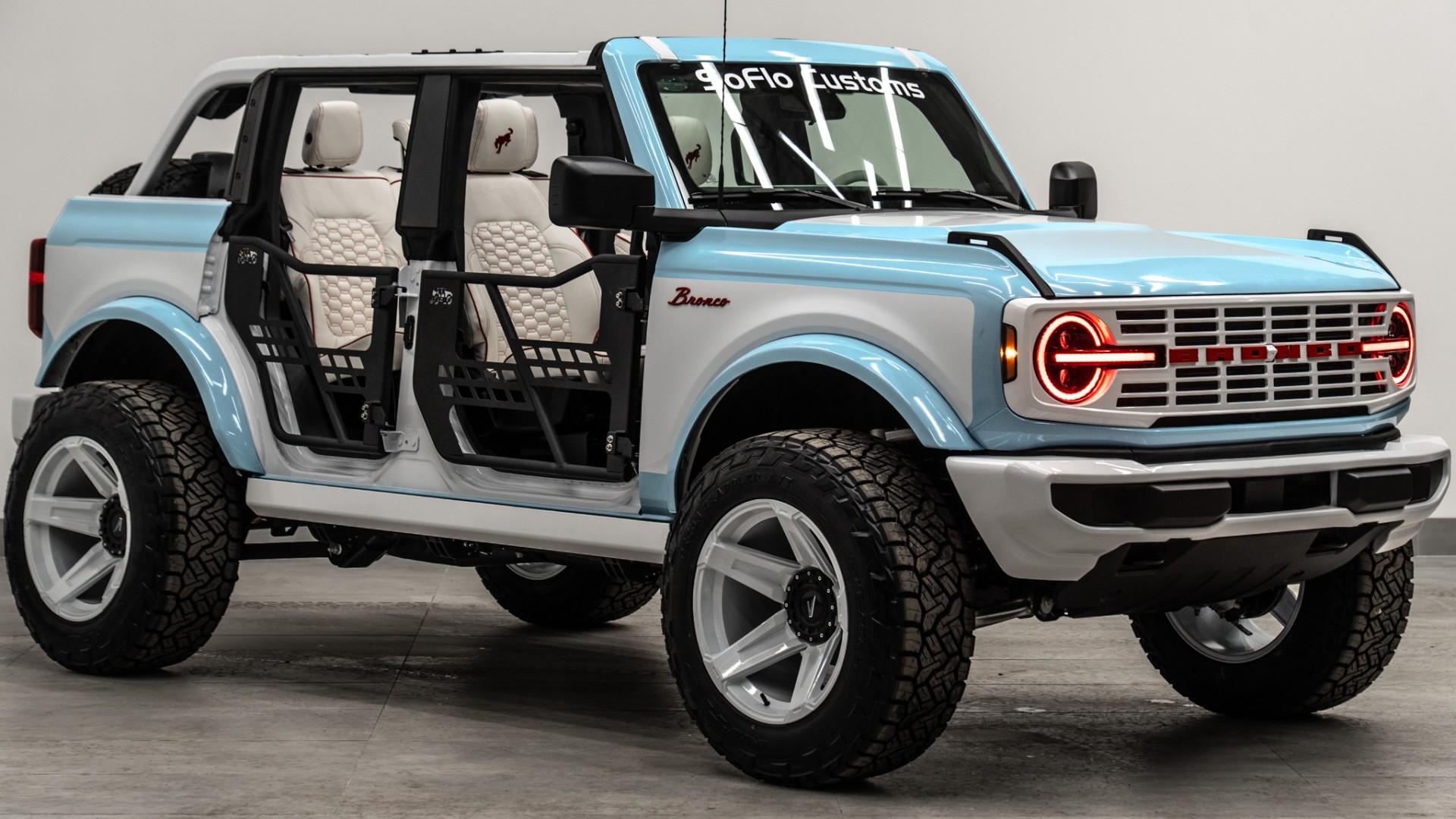 2025 FORD BRONCO in Baby Blue, photo 39 of 60