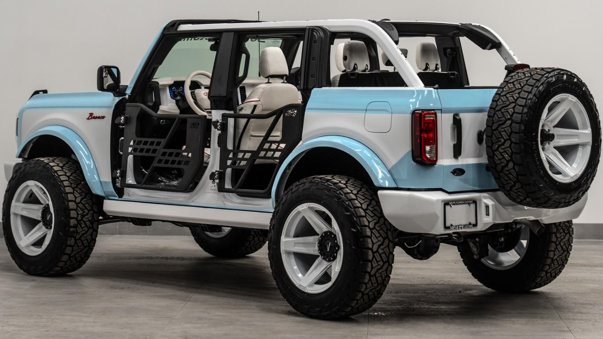 2025 FORD BRONCO in Baby Blue, photo 41 of 60