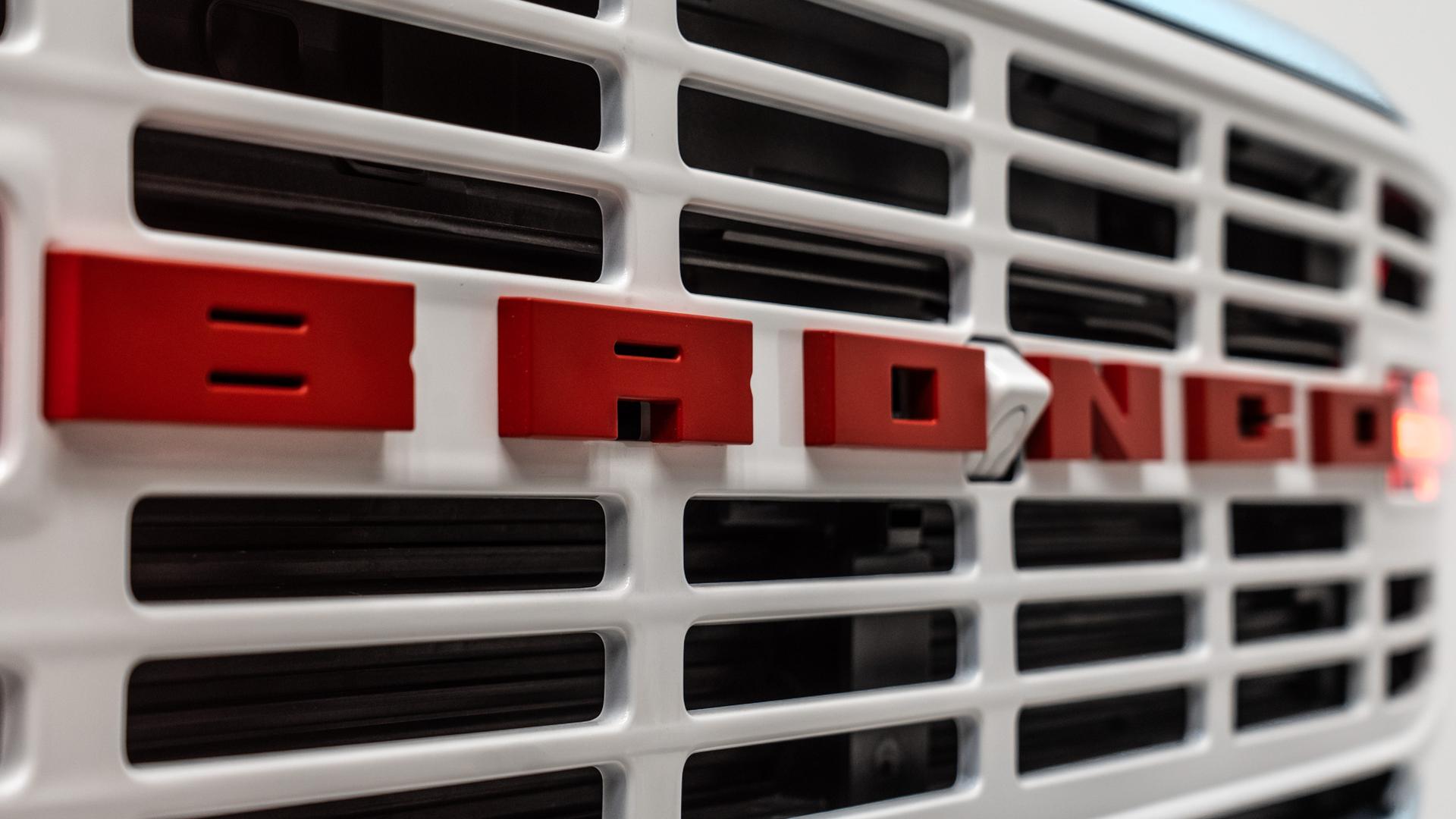 2025 FORD BRONCO in Baby Blue, photo 43 of 60