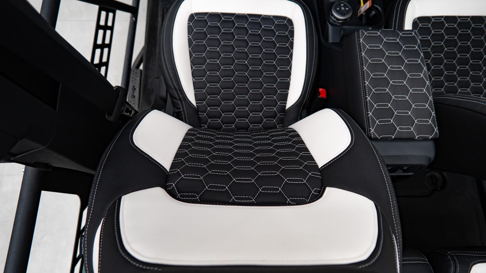 2025 FORD BRONCO in Black, photo 22 of 57
