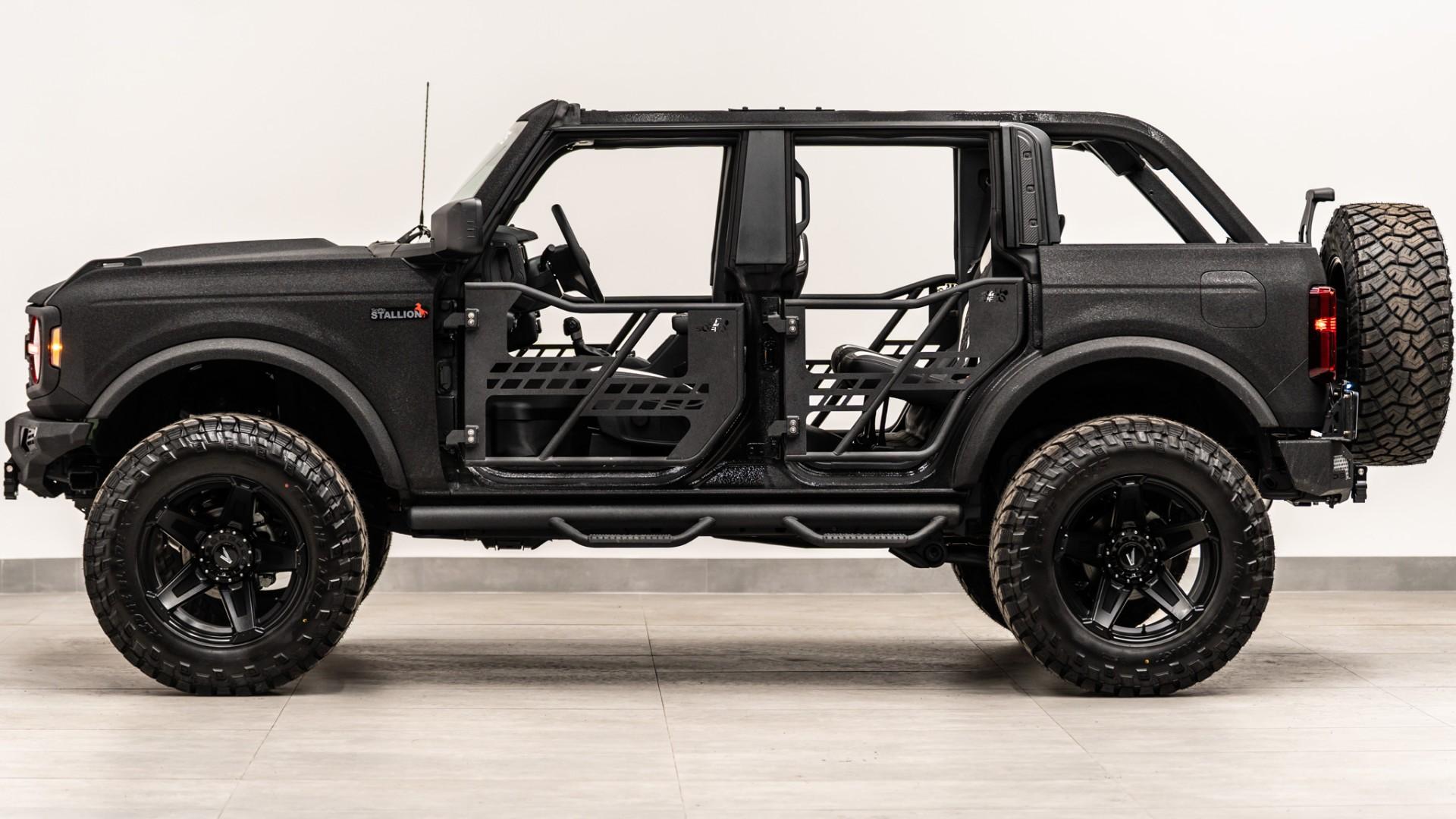 2025 FORD BRONCO in Black, photo 37 of 57