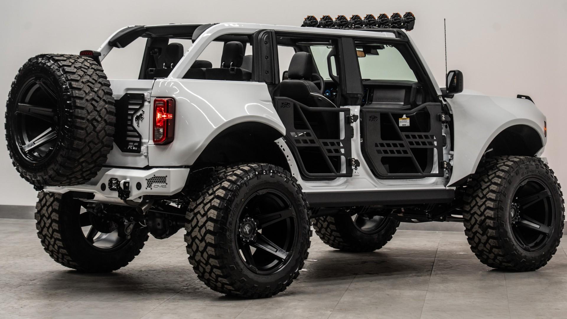2025 FORD BRONCO in White, photo 33 of 55