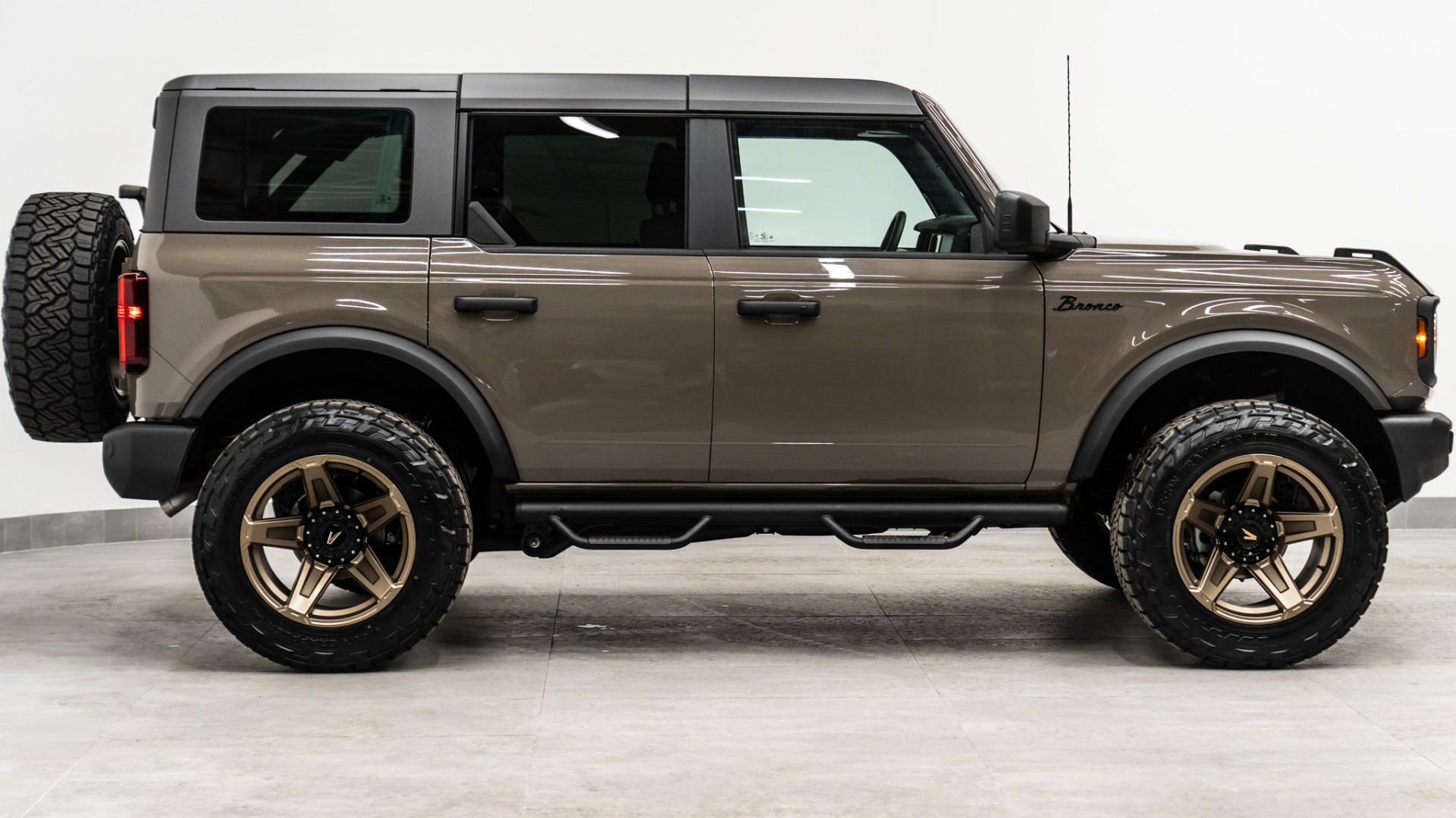 2025 FORD BRONCO in Dark Marsh, photo 6 of 55