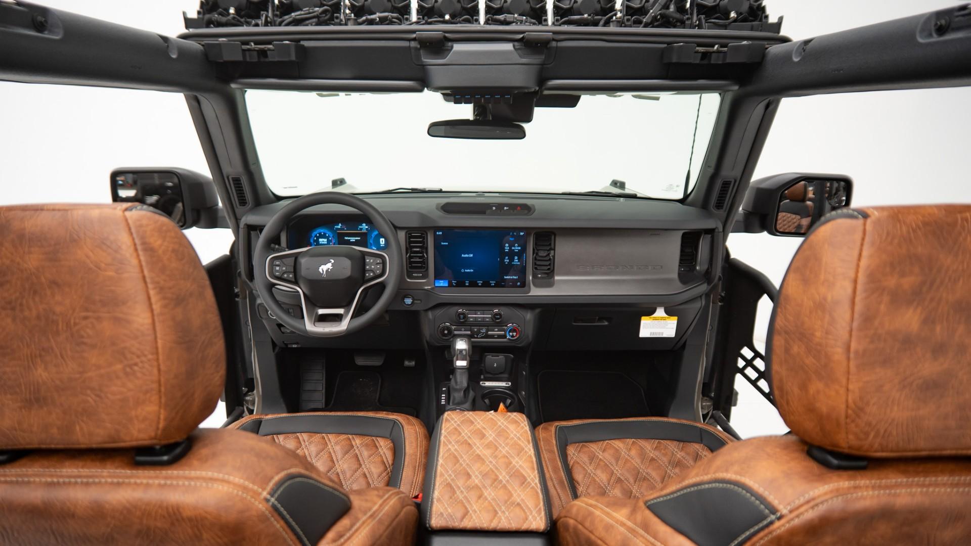 2025 FORD BRONCO in Dark Marsh, photo 2 of 26