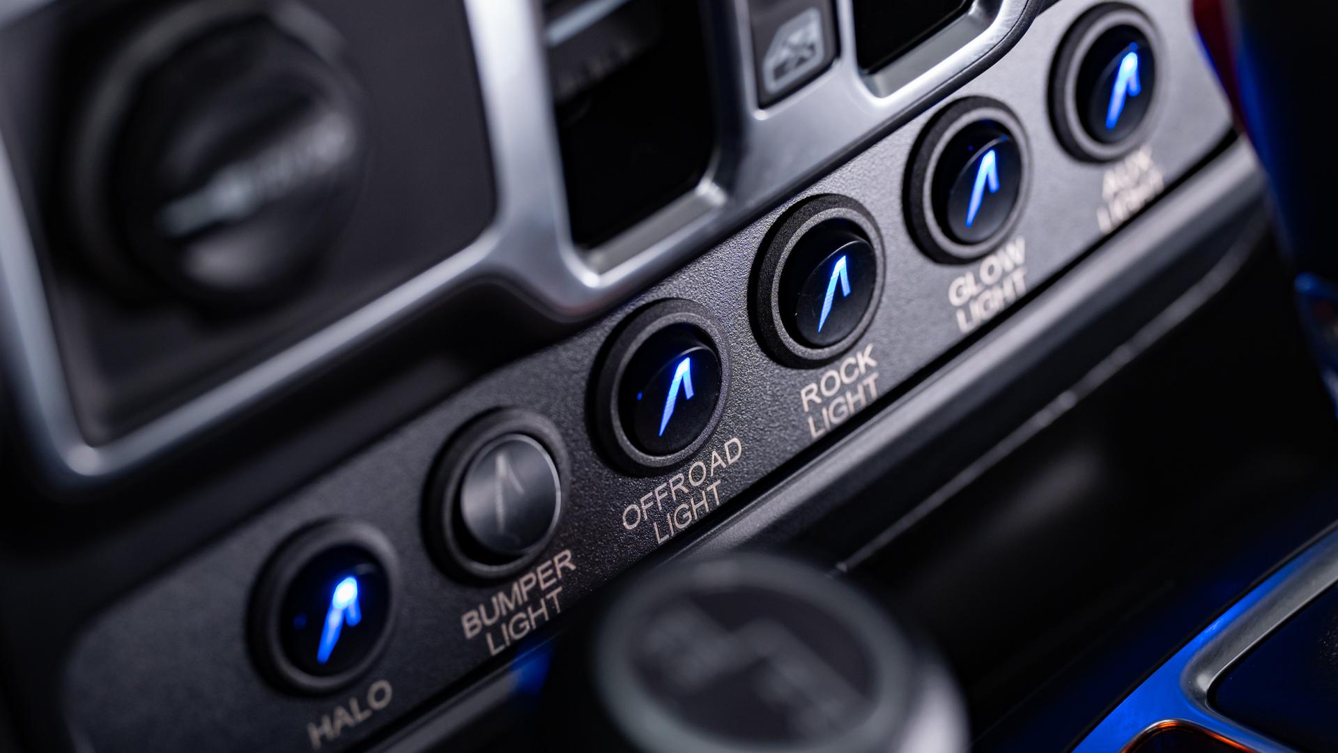 2026 JEEP WRANGLER in Black, photo 32 of 60
