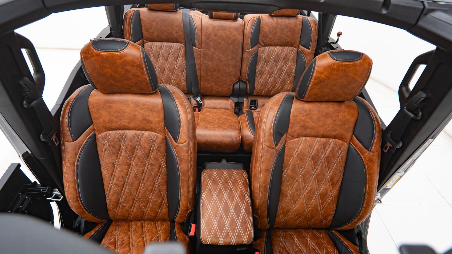 2025 JEEP GLADIATOR in Black, photo 20 of 59