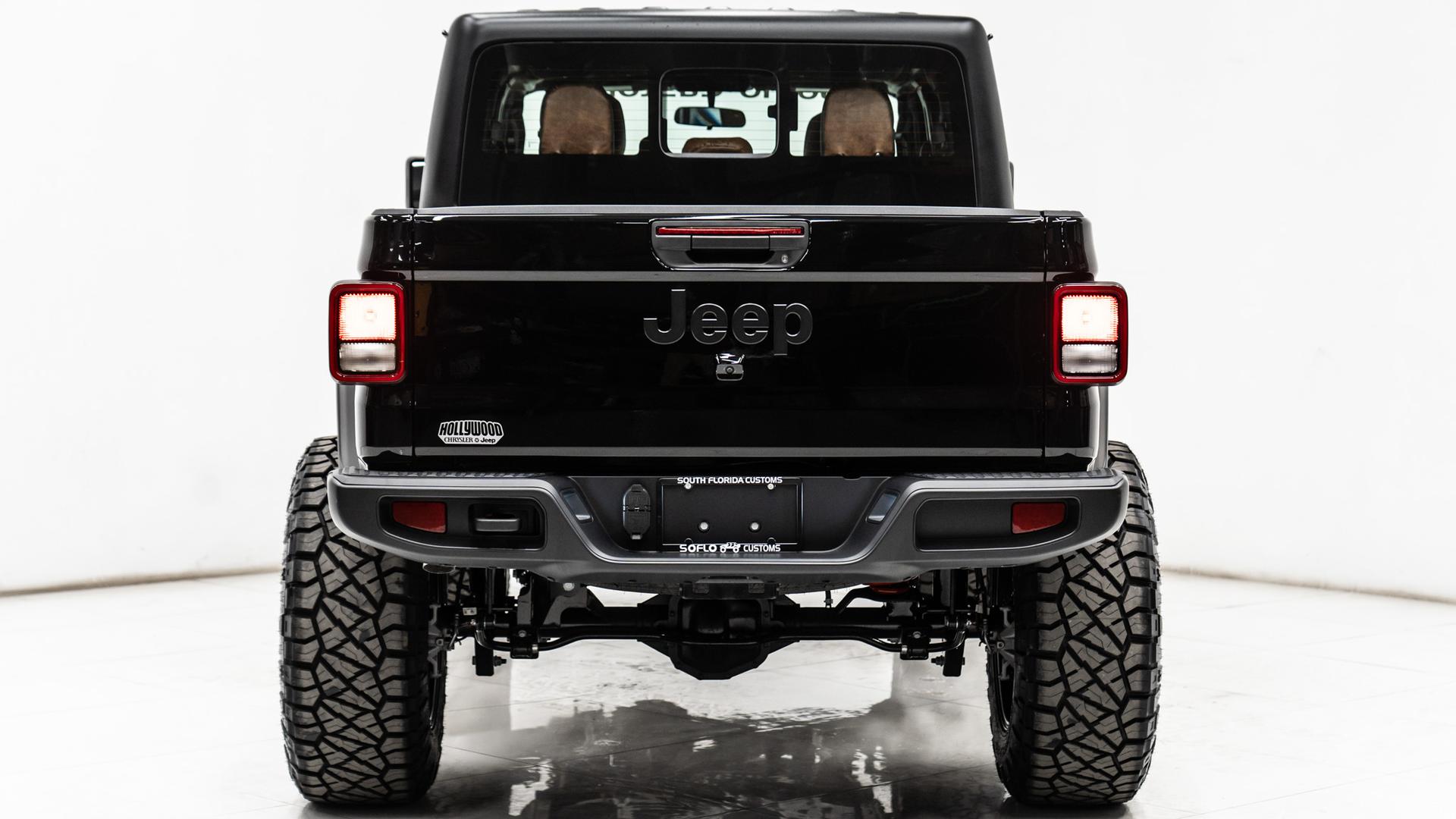 2025 JEEP GLADIATOR in Black, photo 9 of 59