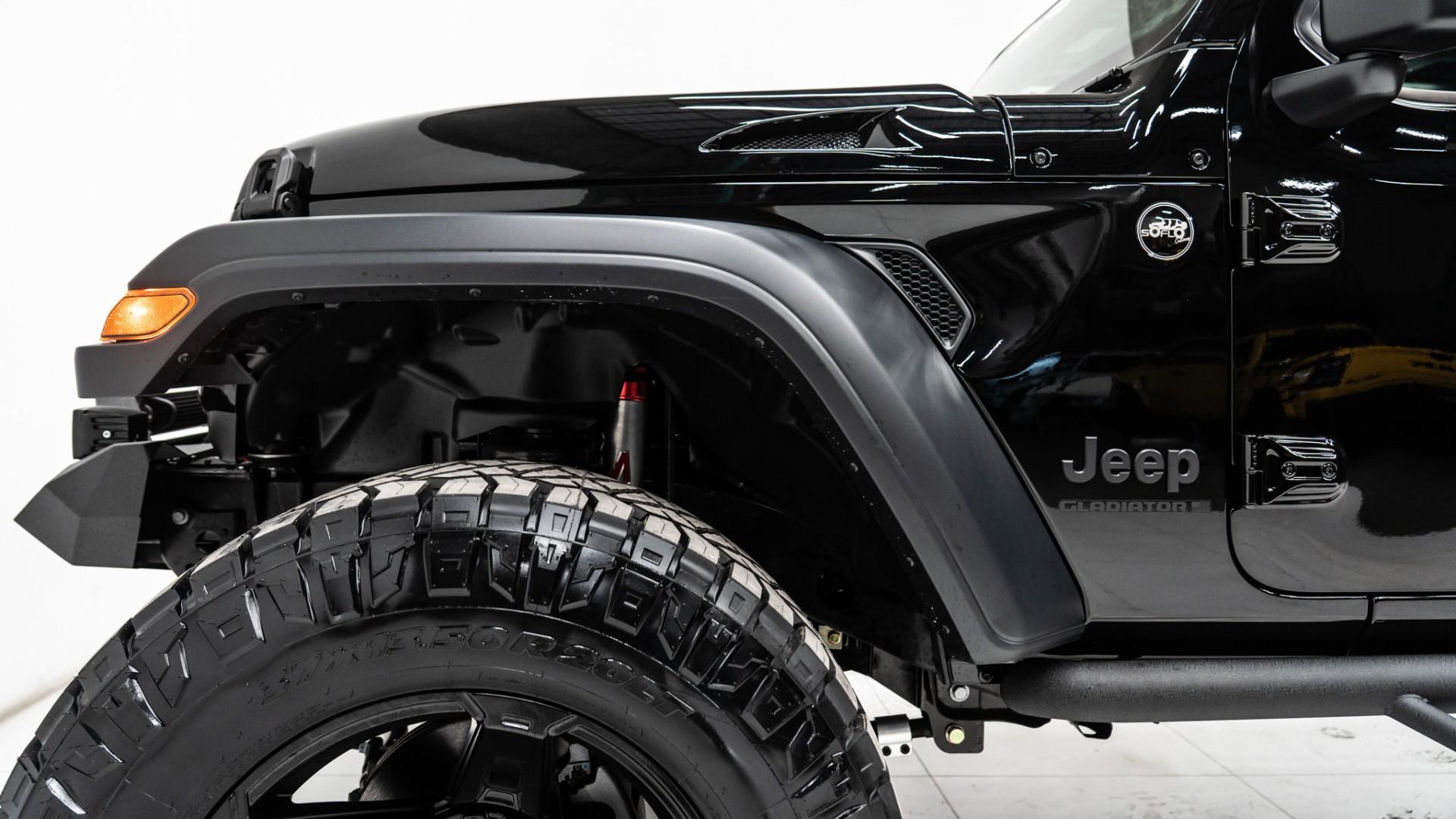 2025 JEEP GLADIATOR in Black, photo 58 of 59