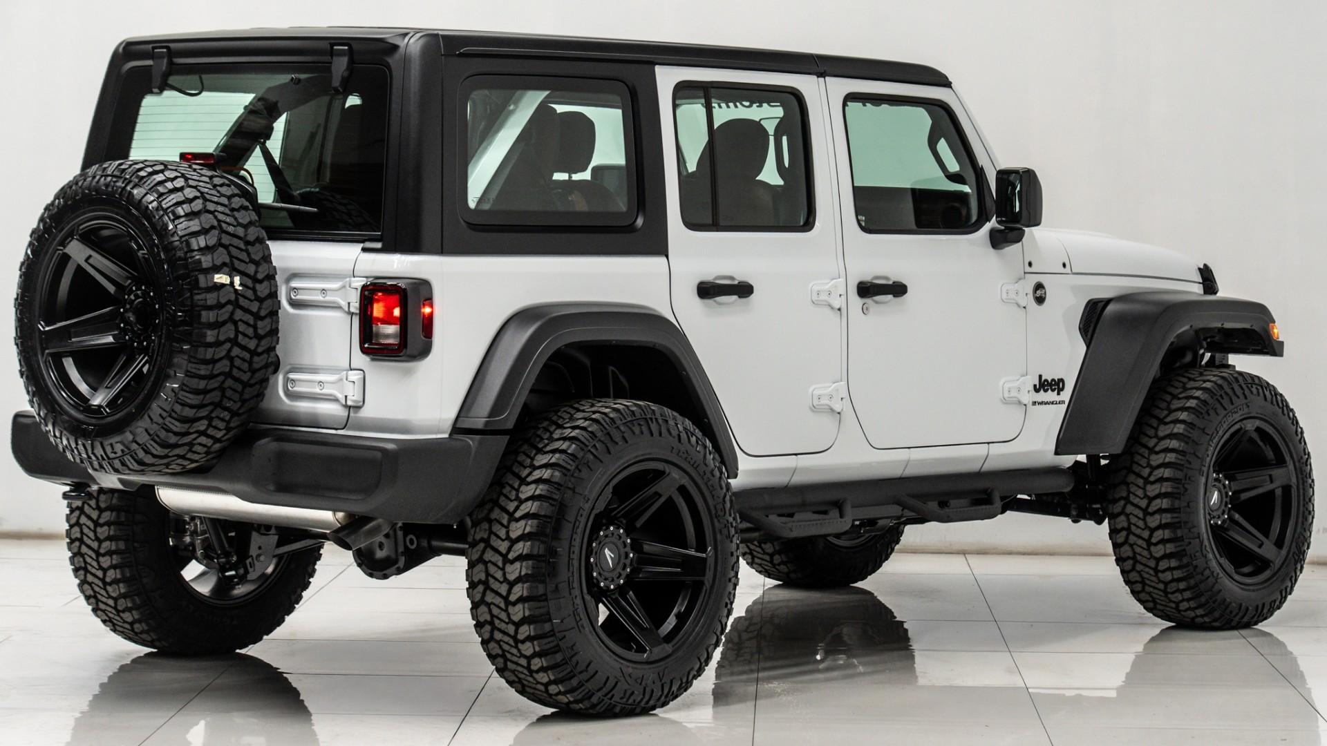2026 JEEP WRANGLER in White, photo 8 of 51