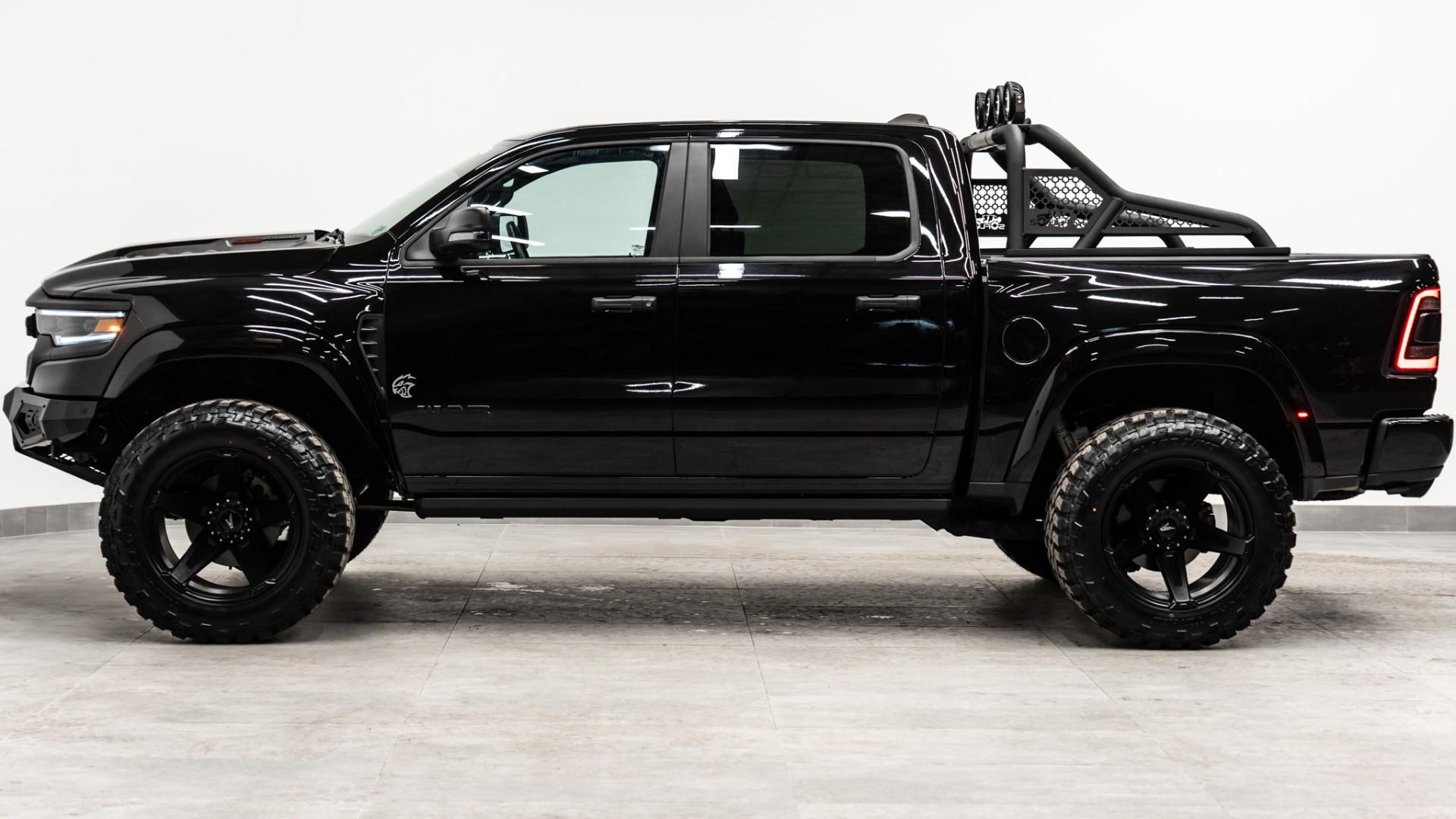 2024 RAM TRX in DIAMOND BLACK CRYSTAL PEARLCOAT, photo 10 of 52