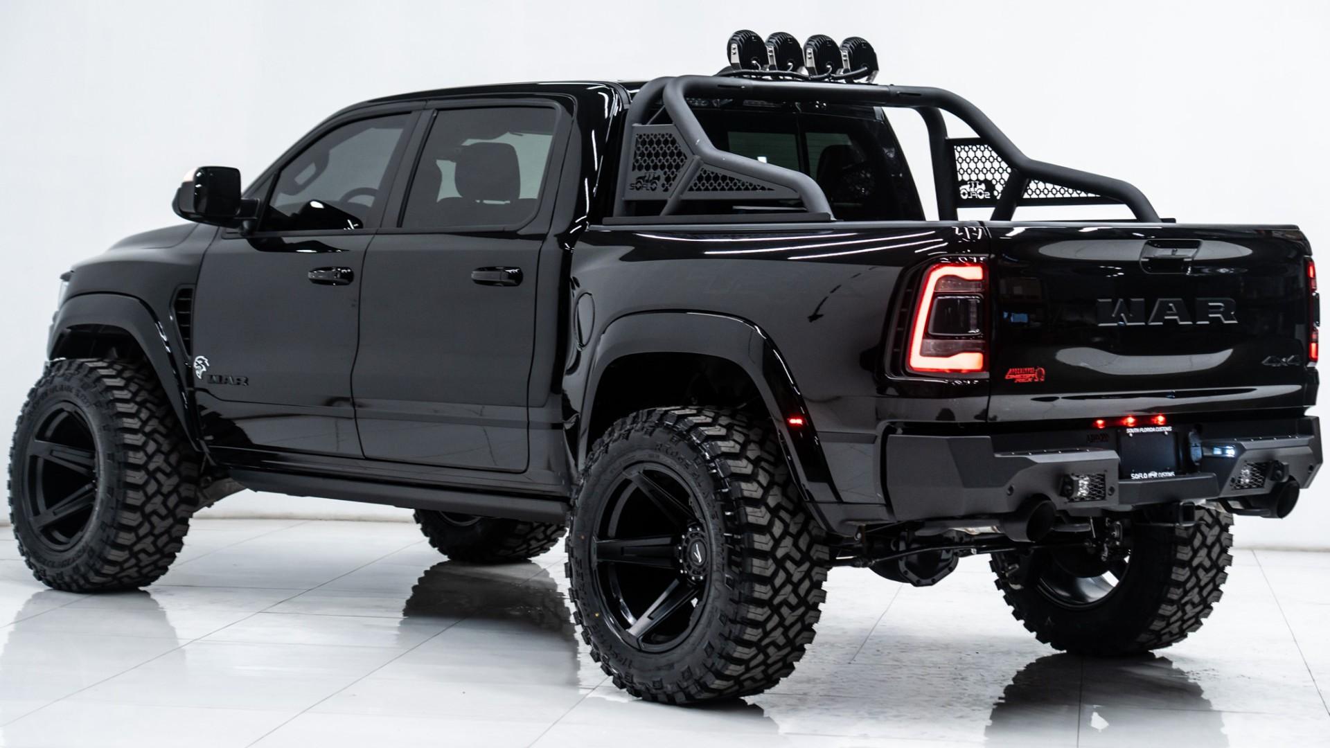 2023 RAM TRX in DIAMOND BLACK CRYSTAL PEARLCOAT, photo 10 of 58