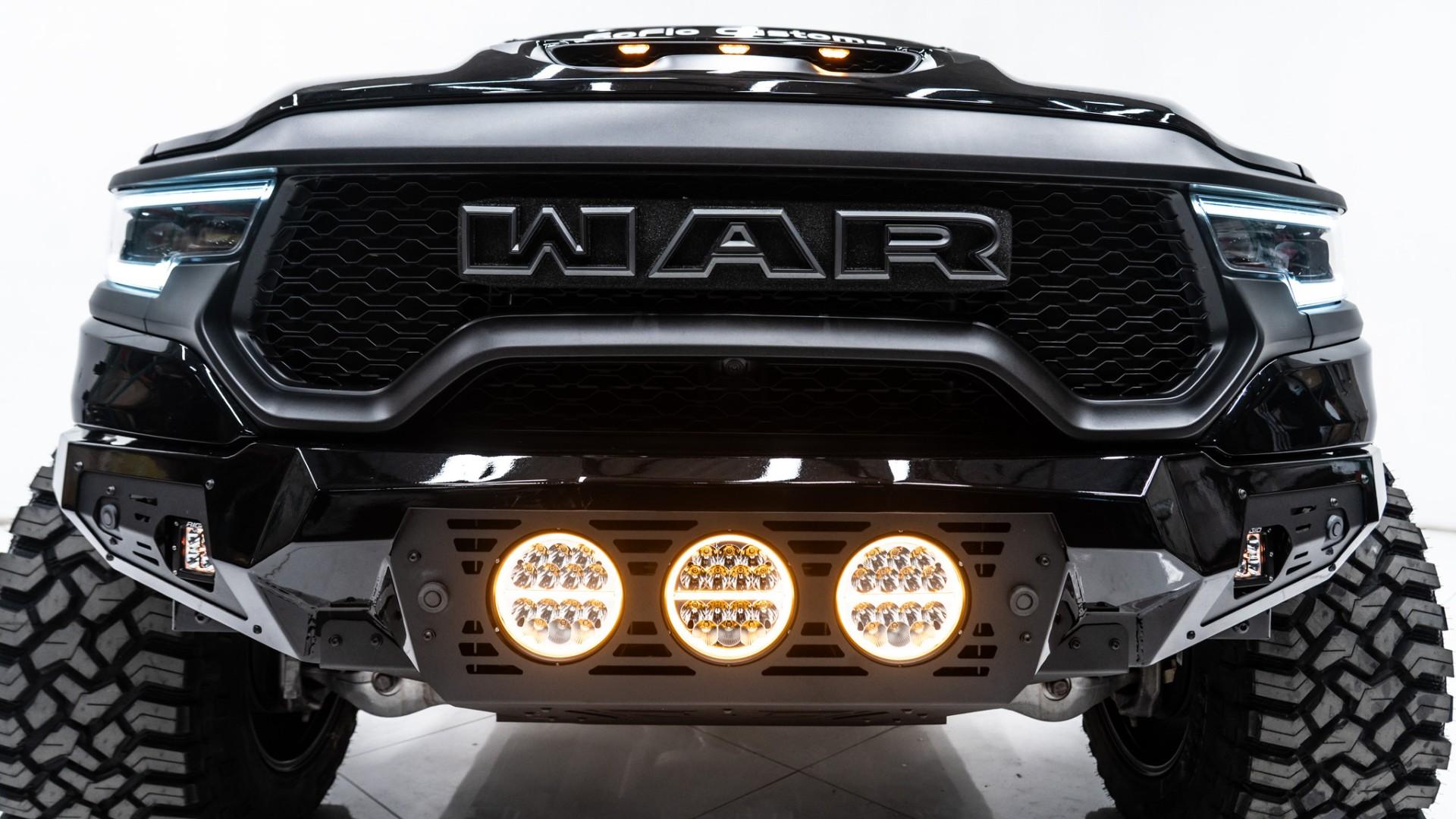 2023 RAM TRX in DIAMOND BLACK CRYSTAL PEARLCOAT, photo 17 of 58