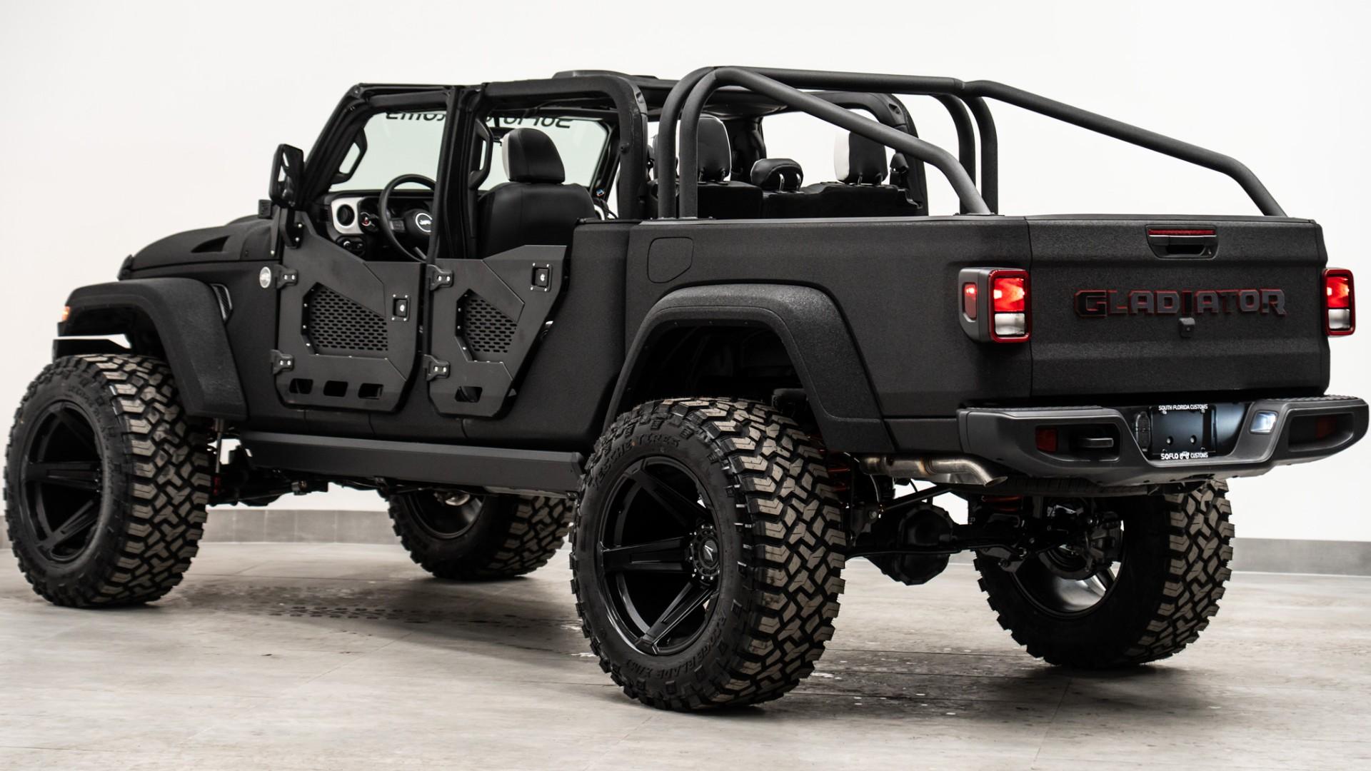 2026 JEEP GLADIATOR in Black, photo 15 of 60