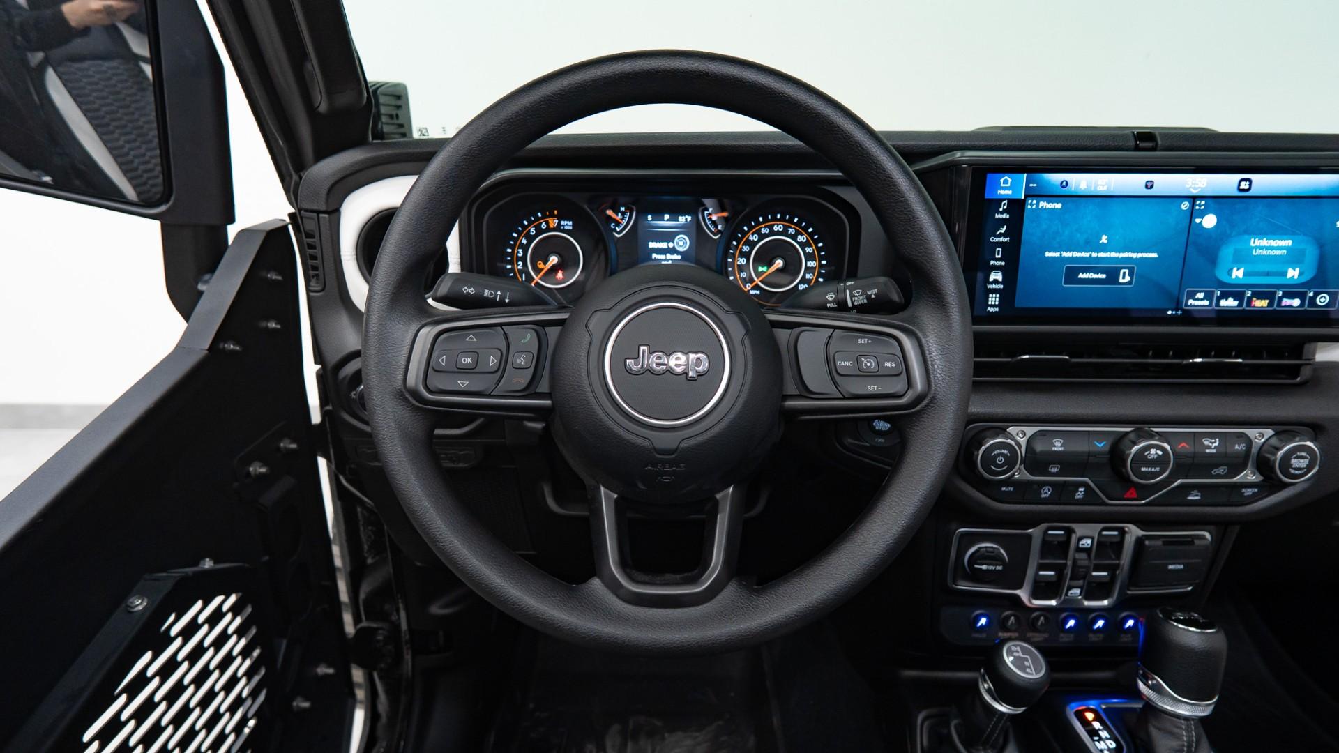 2026 JEEP GLADIATOR in Black, photo 24 of 60