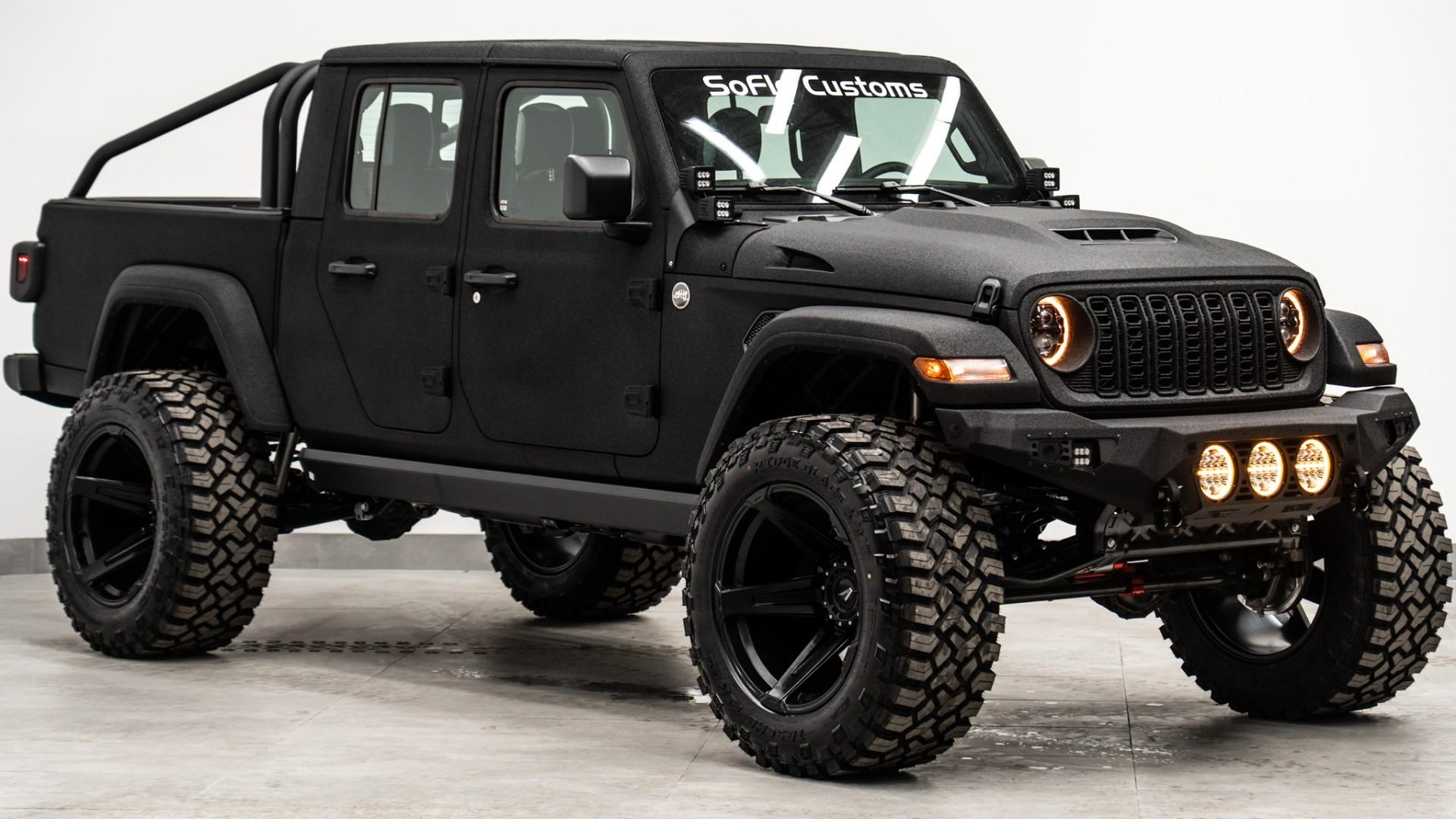 2026 JEEP GLADIATOR in Black, photo 6 of 60