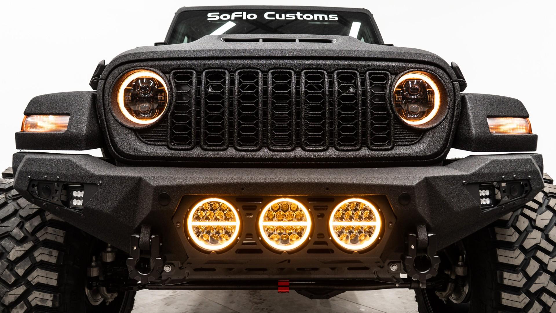 2026 JEEP GLADIATOR in Black, photo 40 of 60