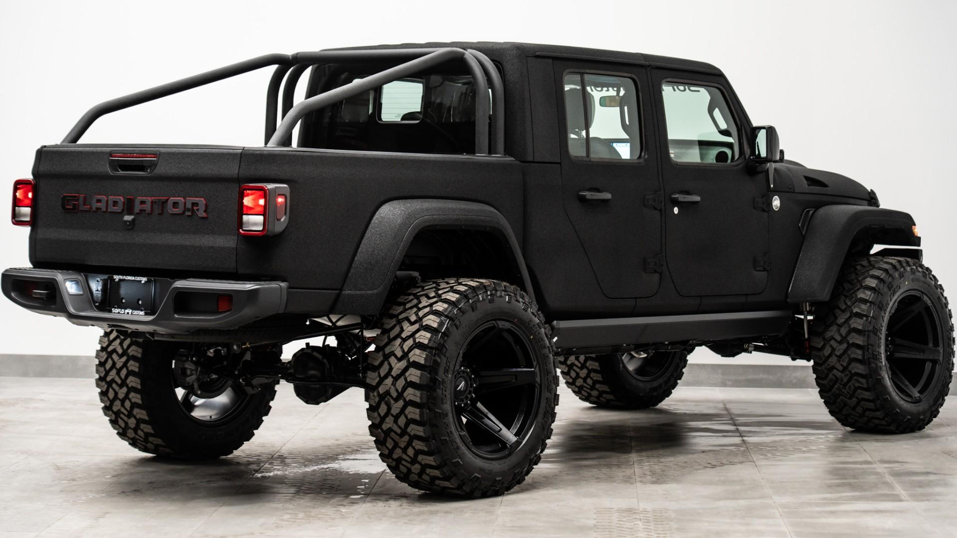2026 JEEP GLADIATOR in Black, photo 8 of 60
