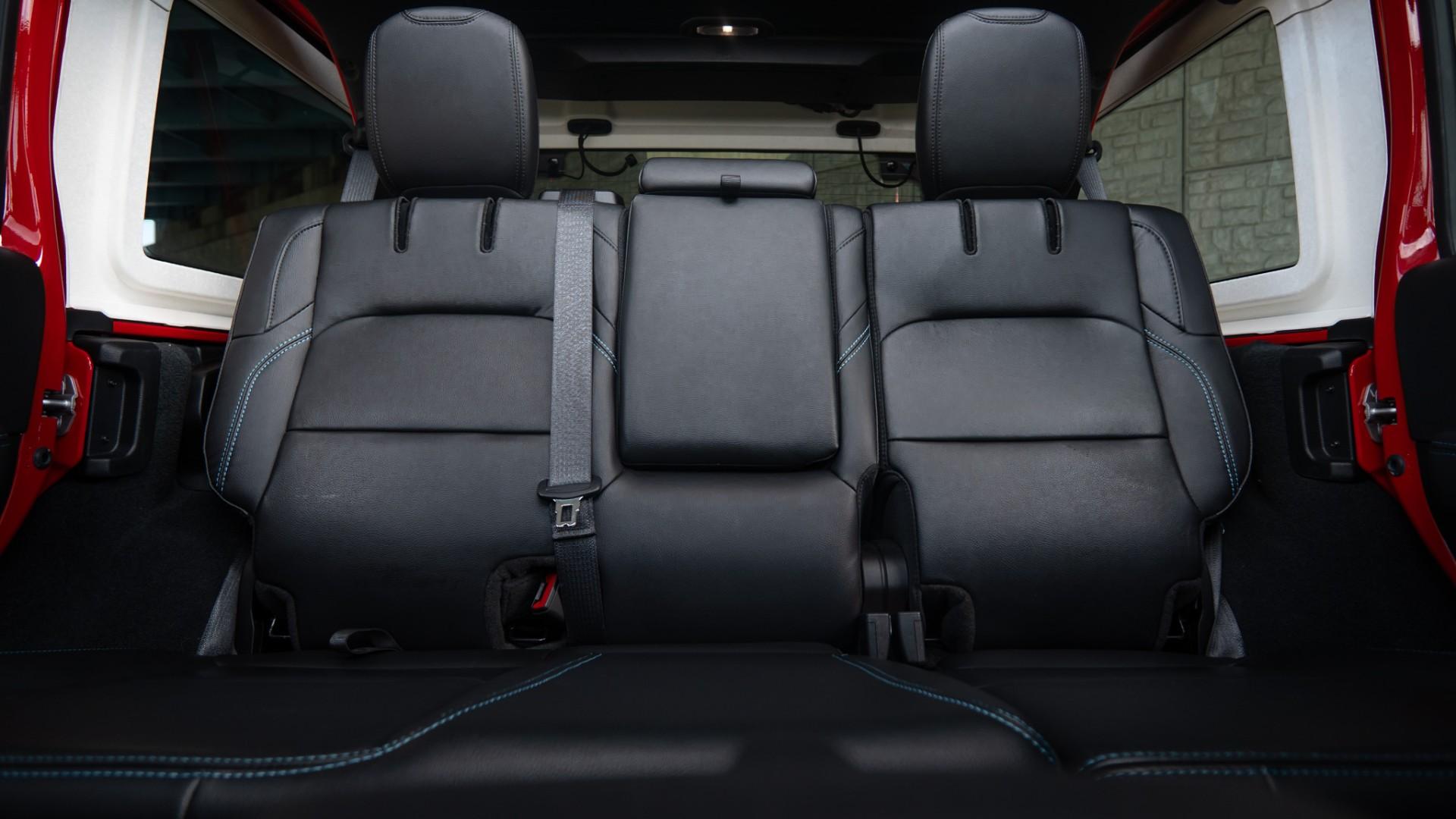 2022 JEEP WRANGLER 4XE in FIRECRACKER RED CLEARCOAT, photo 13 of 59