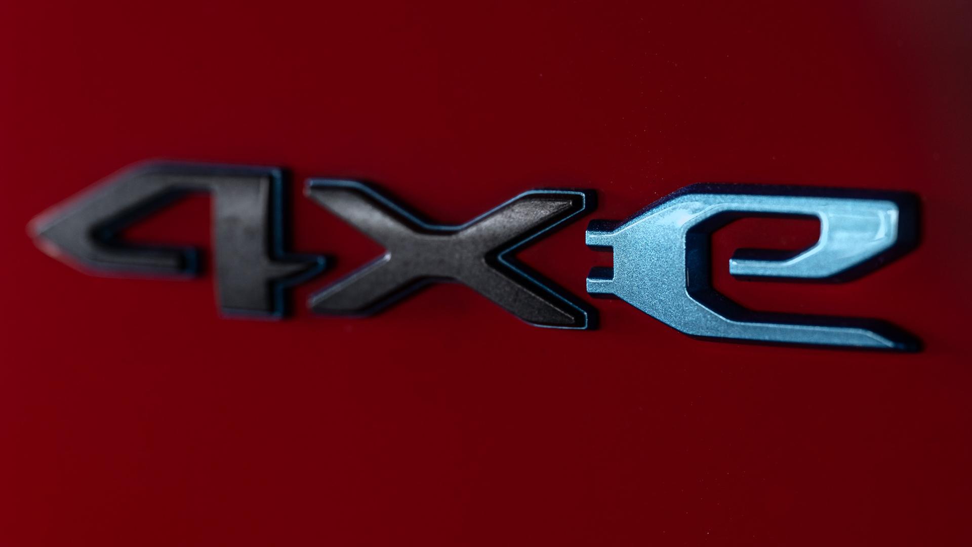 2022 JEEP WRANGLER 4XE in FIRECRACKER RED CLEARCOAT, photo 42 of 59