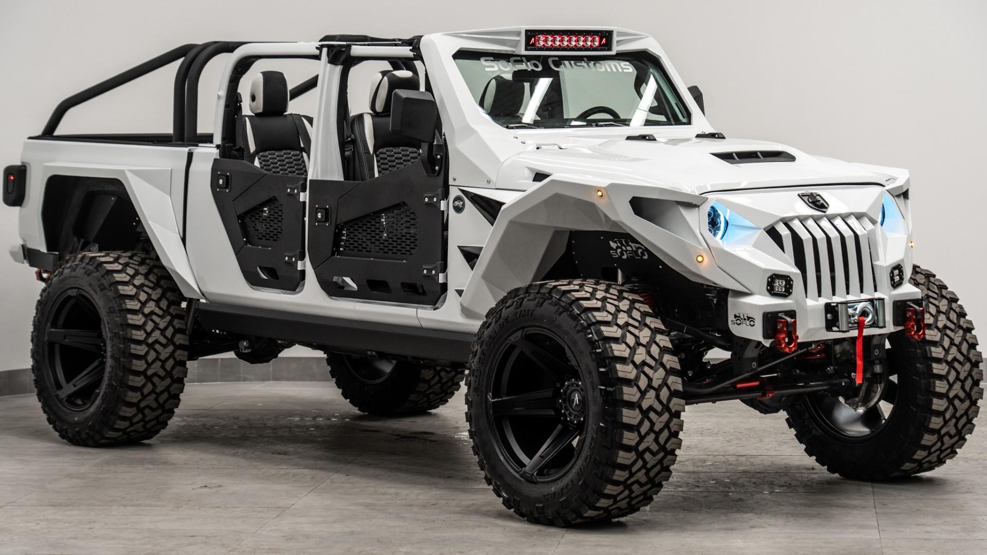 2025 JEEP GLADIATOR in BRIGHT WHITE CLEARCOAT, photo 12 of 60