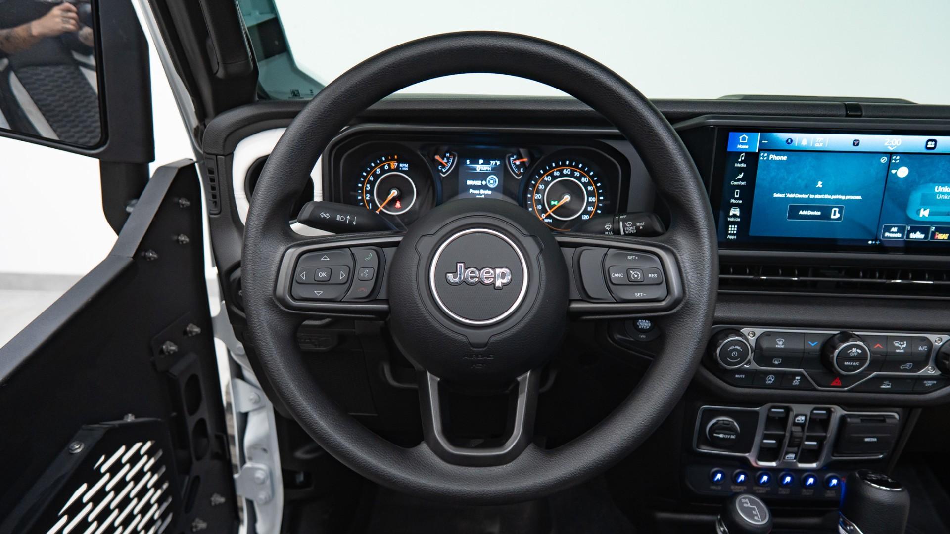 2025 JEEP GLADIATOR in BRIGHT WHITE CLEARCOAT, photo 49 of 60
