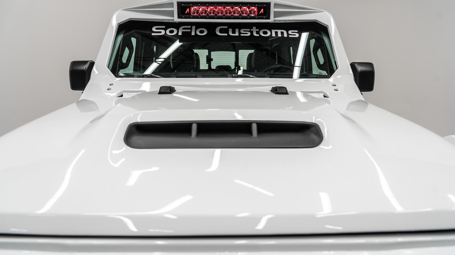 2025 JEEP GLADIATOR in BRIGHT WHITE CLEARCOAT, photo 31 of 60