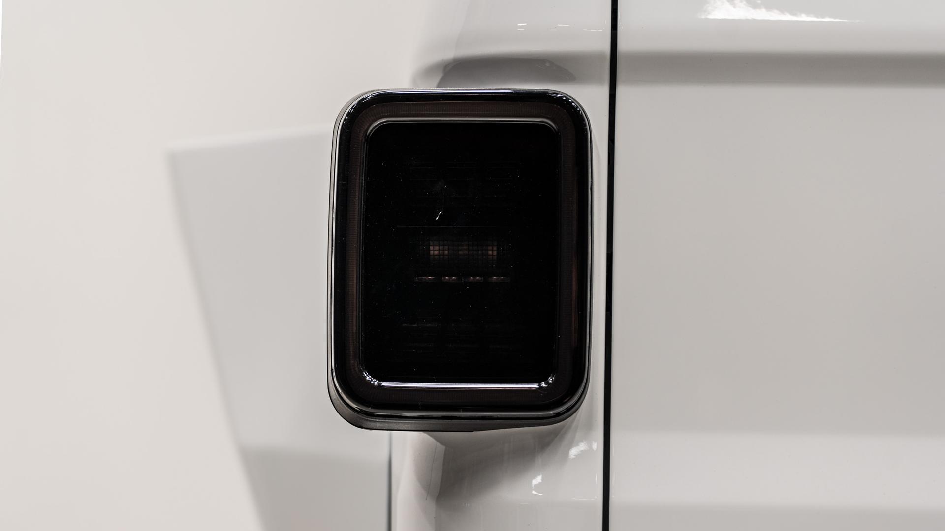 2025 JEEP GLADIATOR in BRIGHT WHITE CLEARCOAT, photo 40 of 60