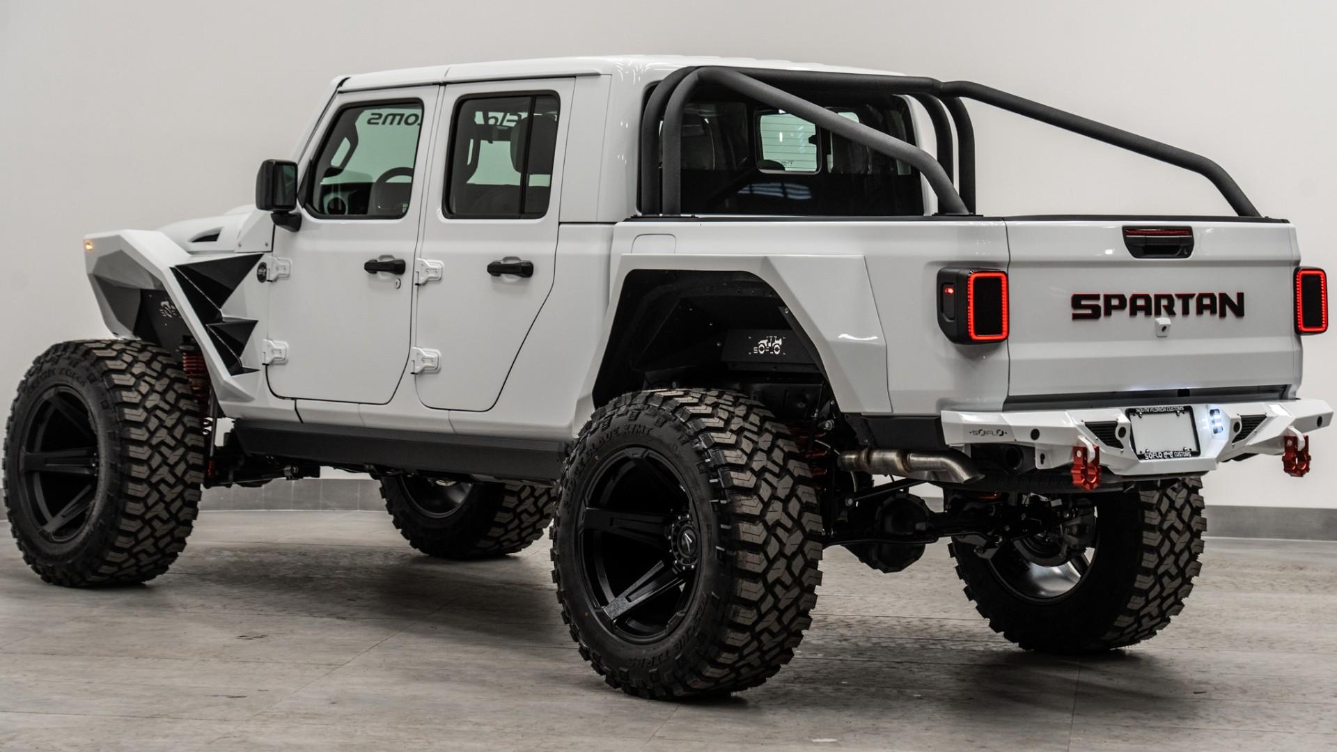 2025 JEEP GLADIATOR in BRIGHT WHITE CLEARCOAT, photo 41 of 60