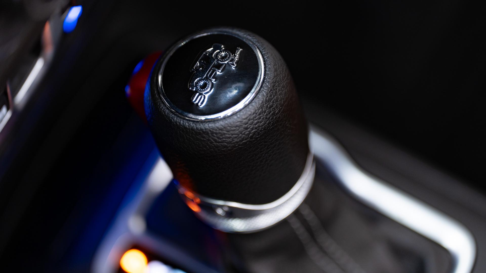 2025 JEEP GLADIATOR in Black, photo 12 of 54