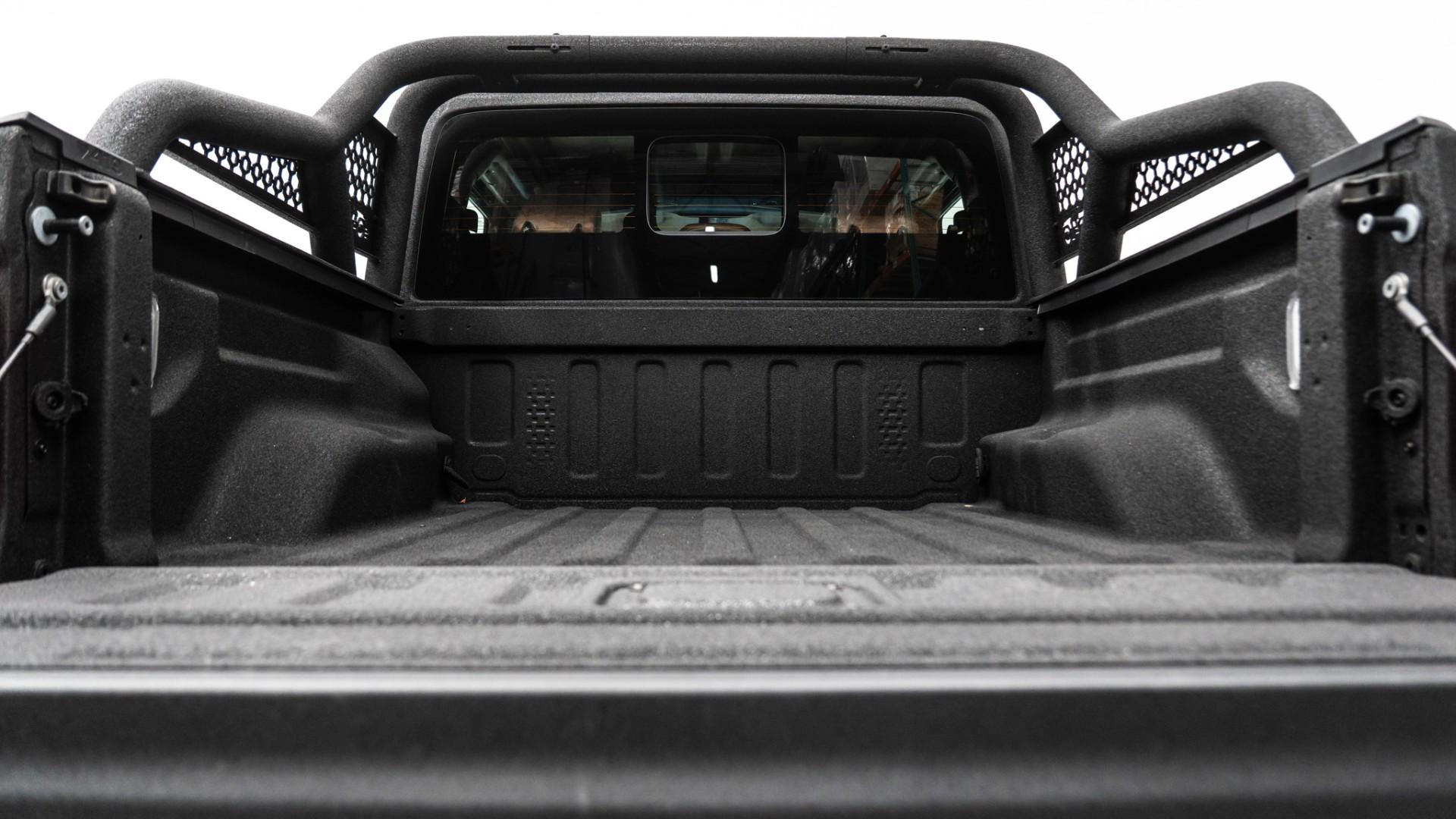 2025 JEEP GLADIATOR in Black, photo 46 of 54
