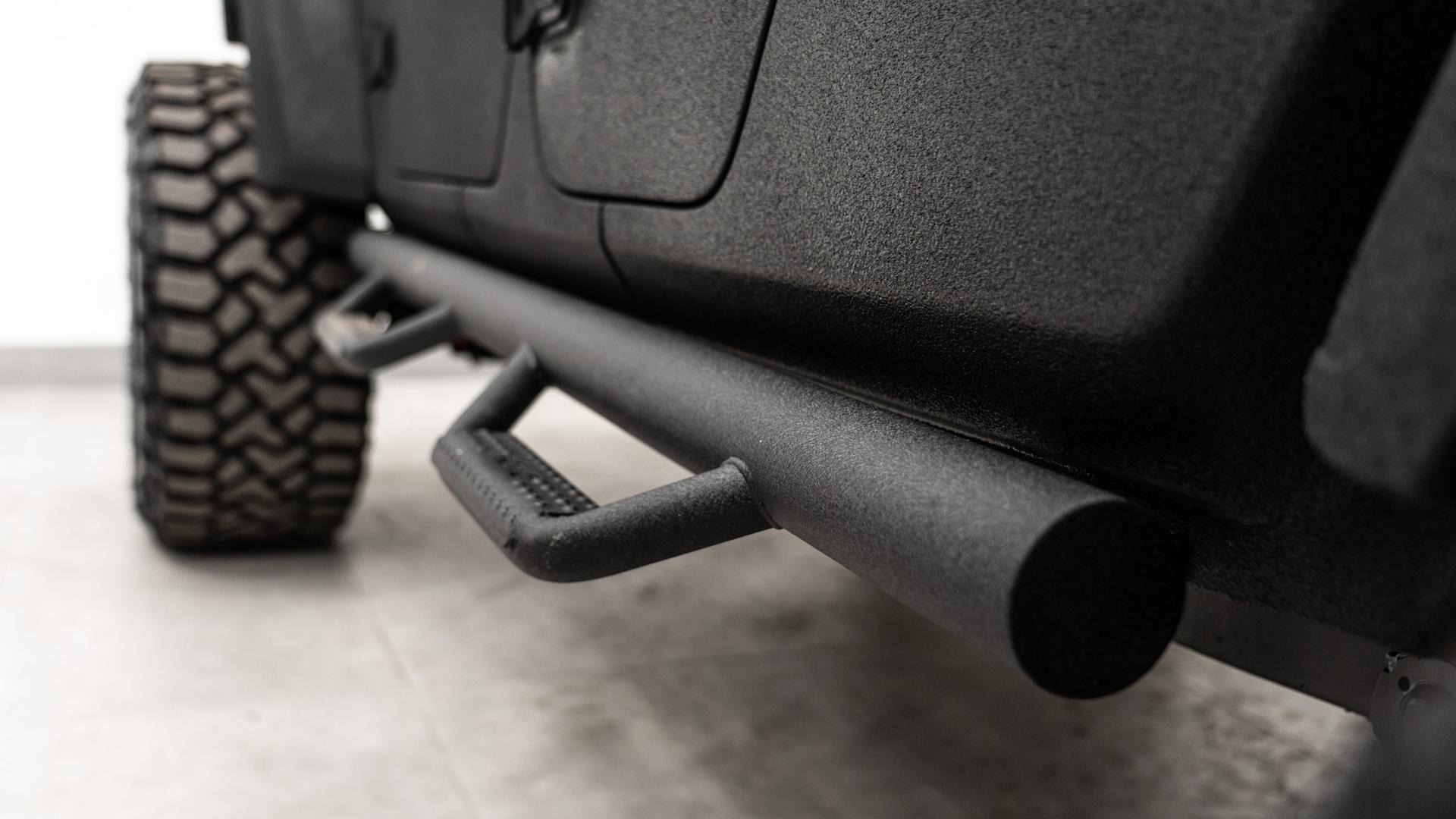 2025 JEEP GLADIATOR in Black, photo 48 of 54