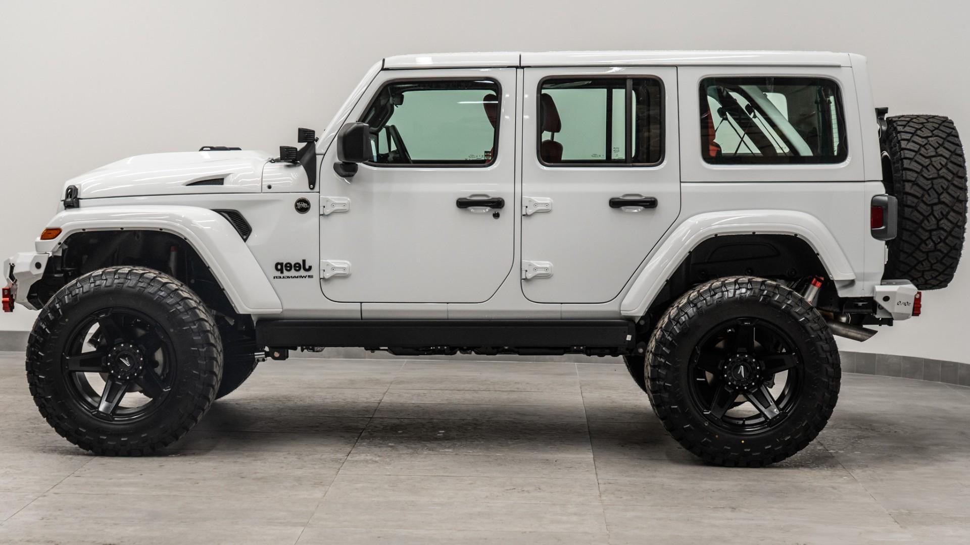 2026 JEEP WRANGLER in BRIGHT WHITE CLEARCOAT, photo 11 of 51