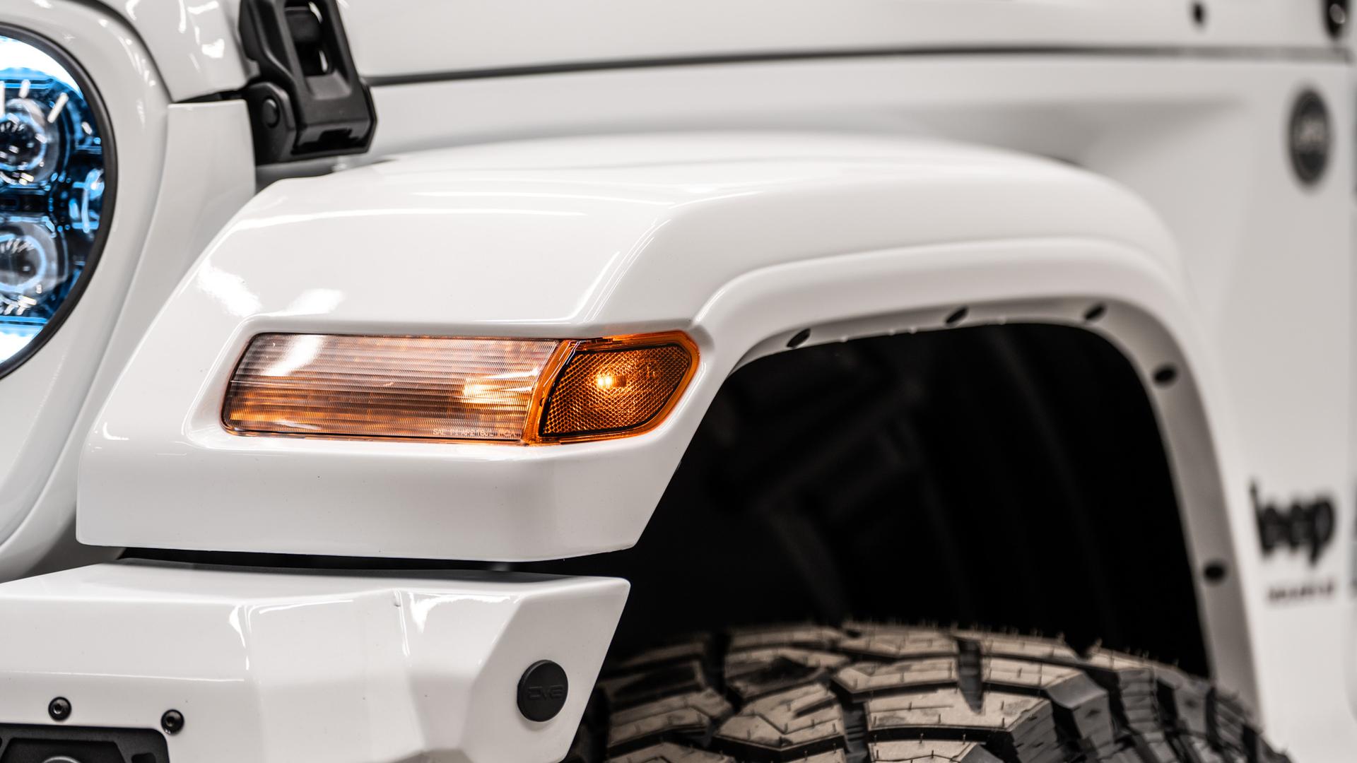 2026 JEEP WRANGLER in BRIGHT WHITE CLEARCOAT, photo 43 of 51