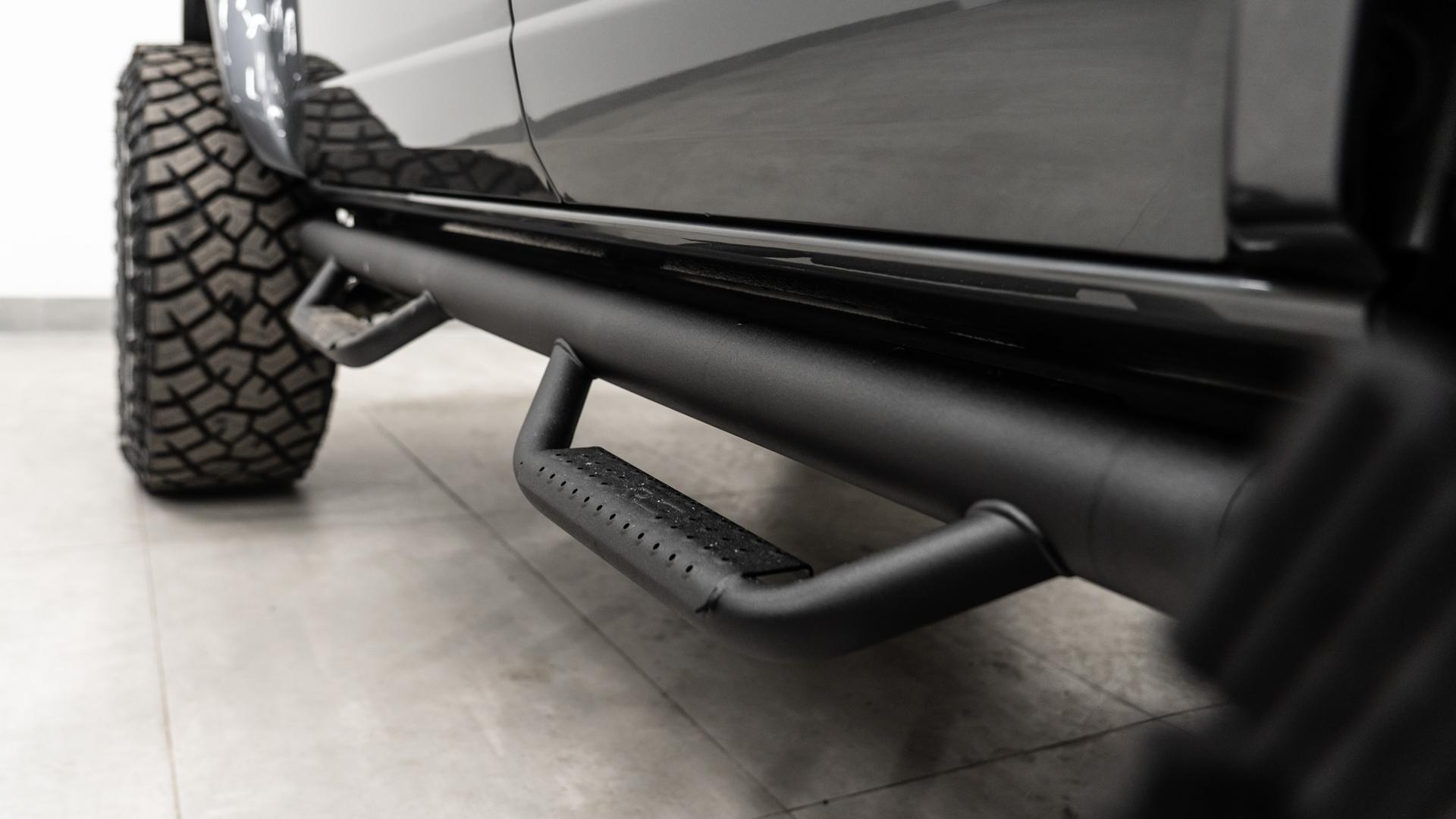 2024 FORD BRONCO in Carbonized Gray, photo 24 of 52
