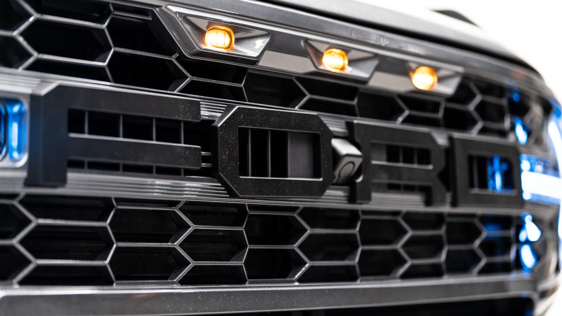 2024 FORD BRONCO in Carbonized Gray, photo 33 of 52