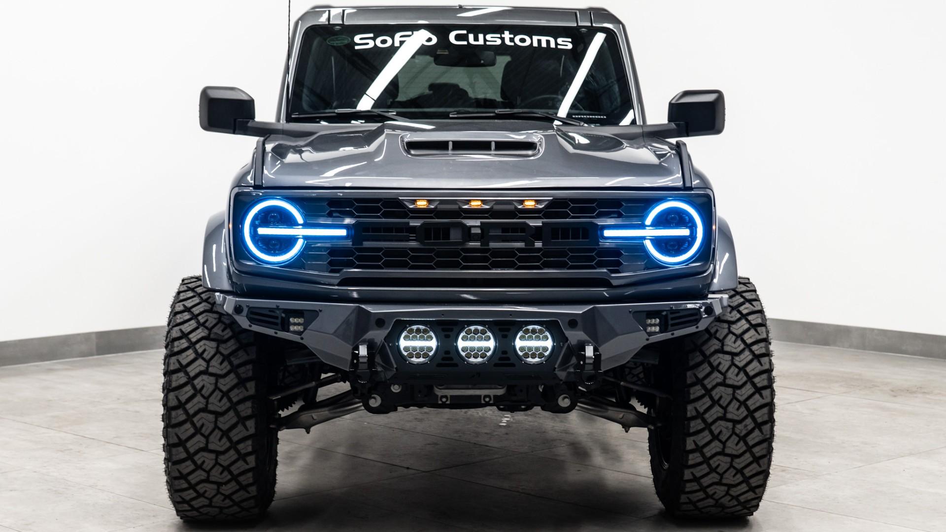 2024 FORD BRONCO in Carbonized Gray, photo 27 of 52